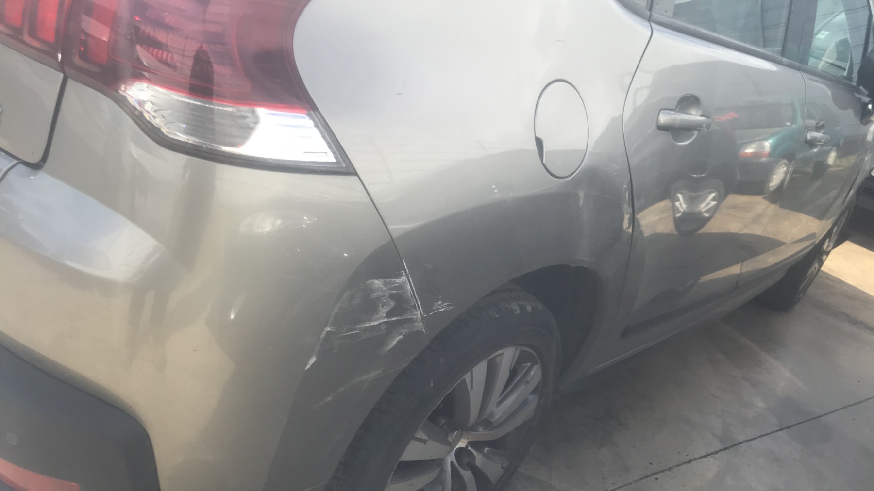 Image PEUGEOT 3008 1