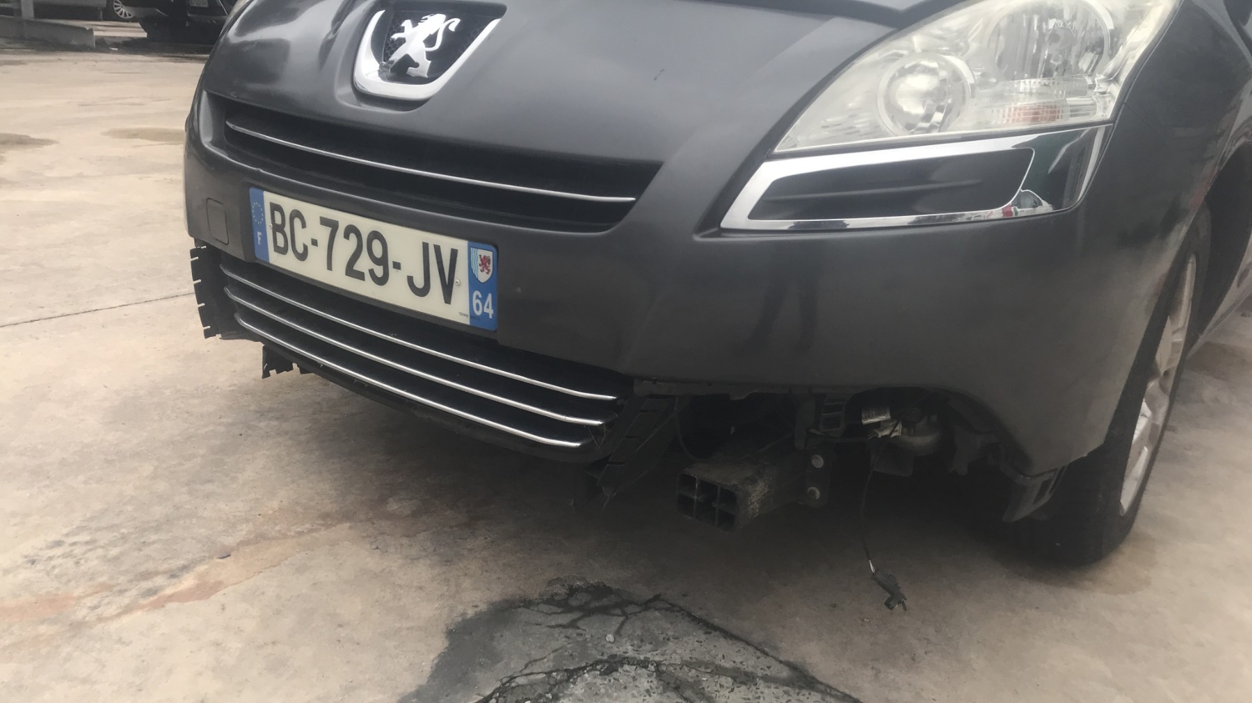 Image PEUGEOT 5008 1