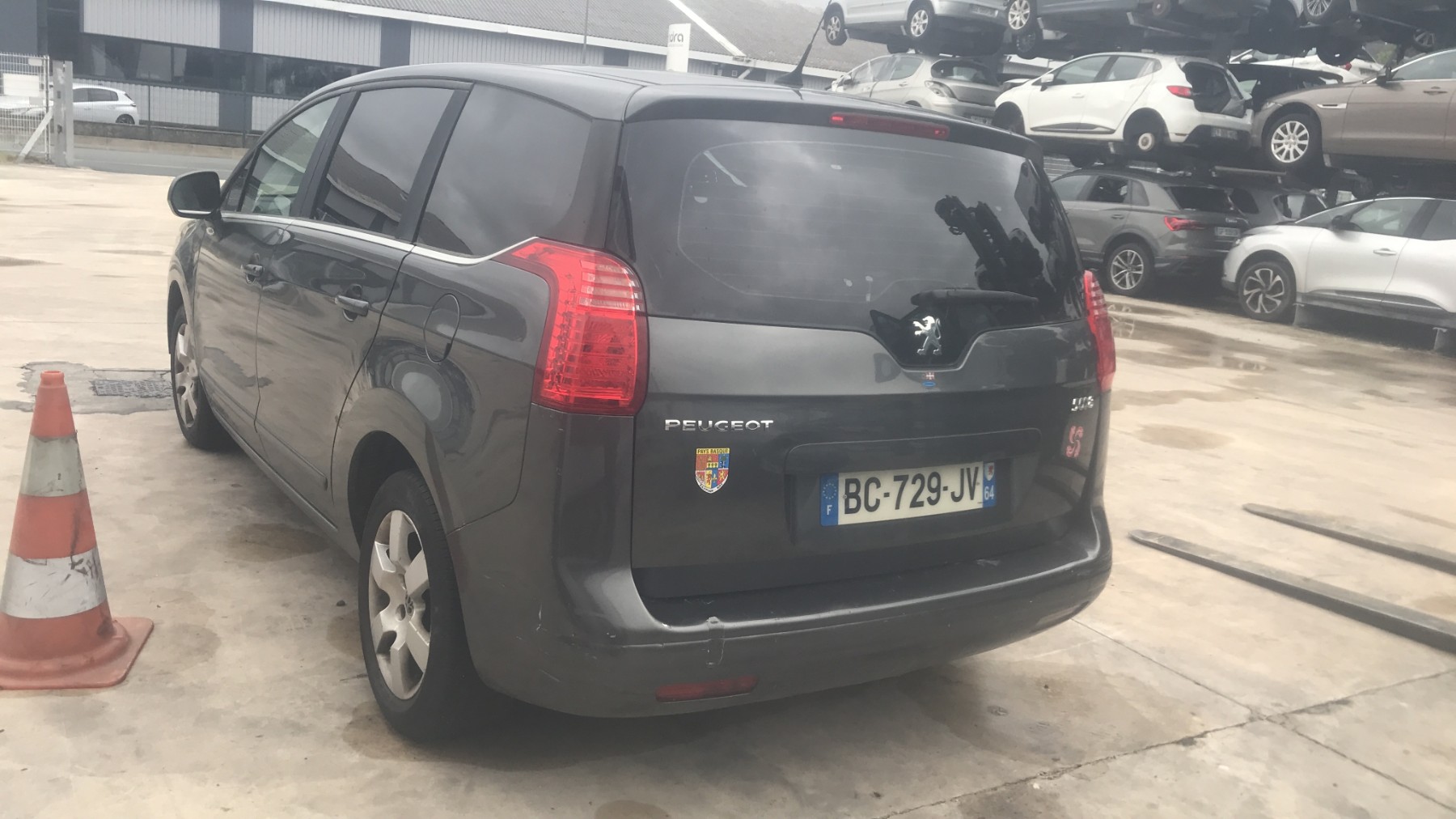 Image PEUGEOT 5008 1
