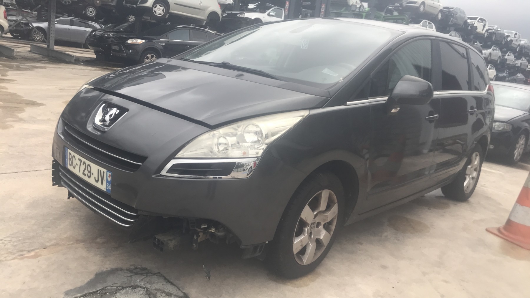 Image PEUGEOT 5008 1