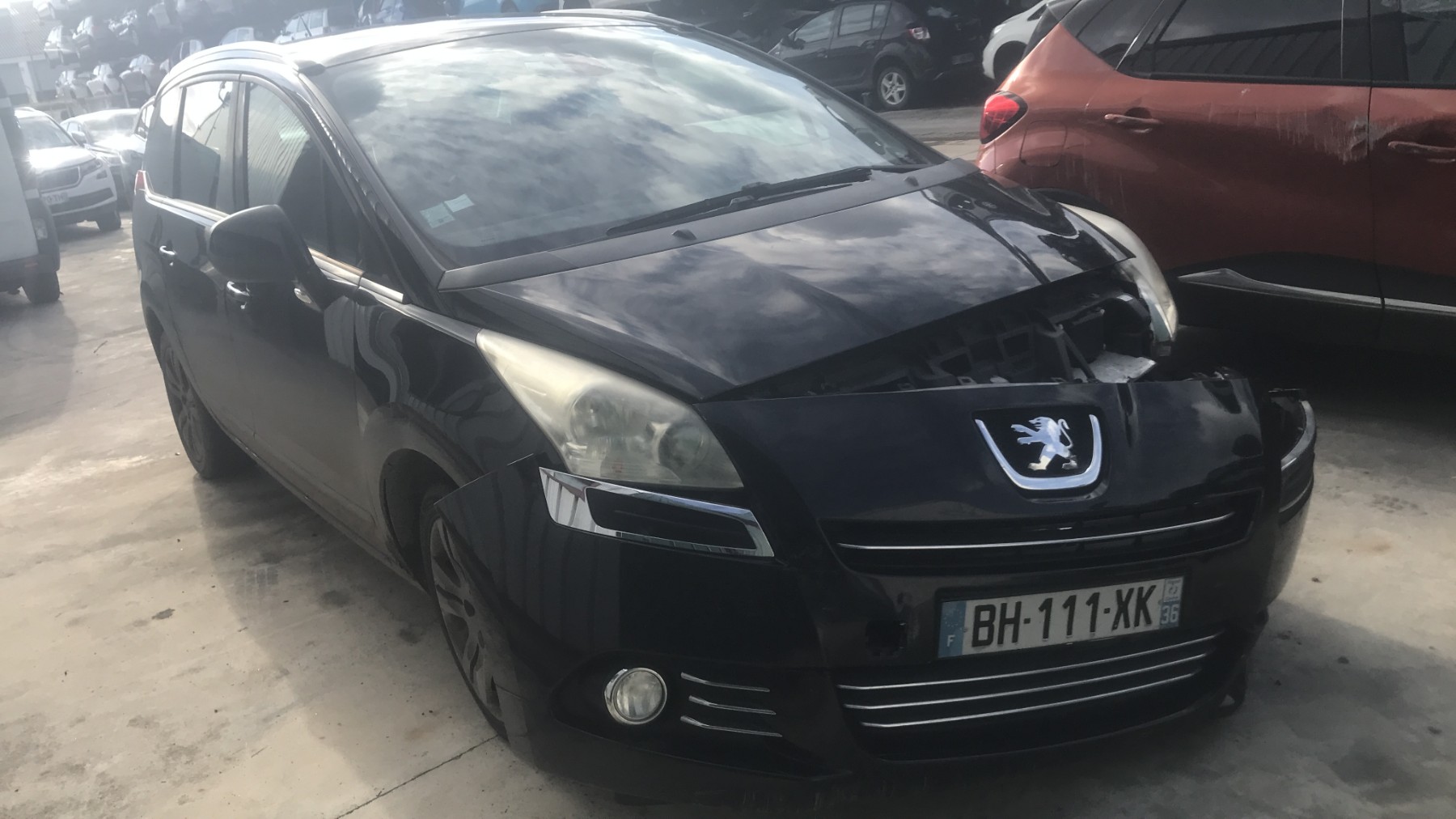 Image PEUGEOT 5008 1