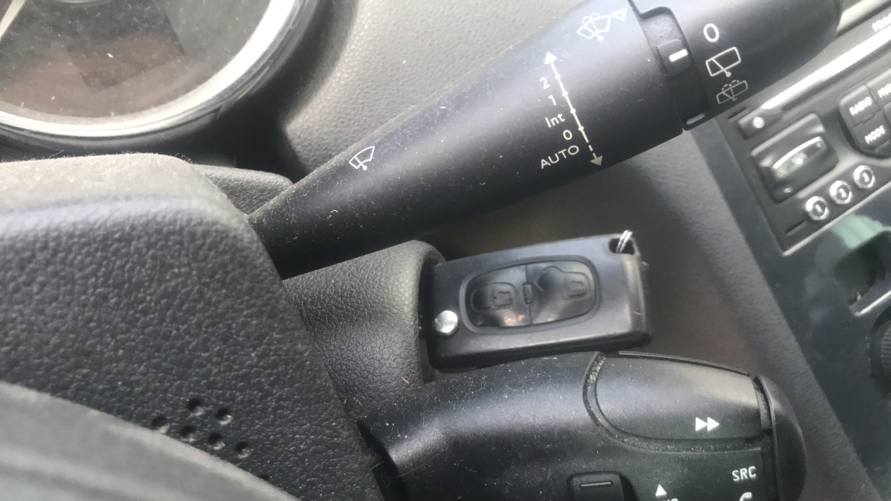 Image PEUGEOT 5008 1