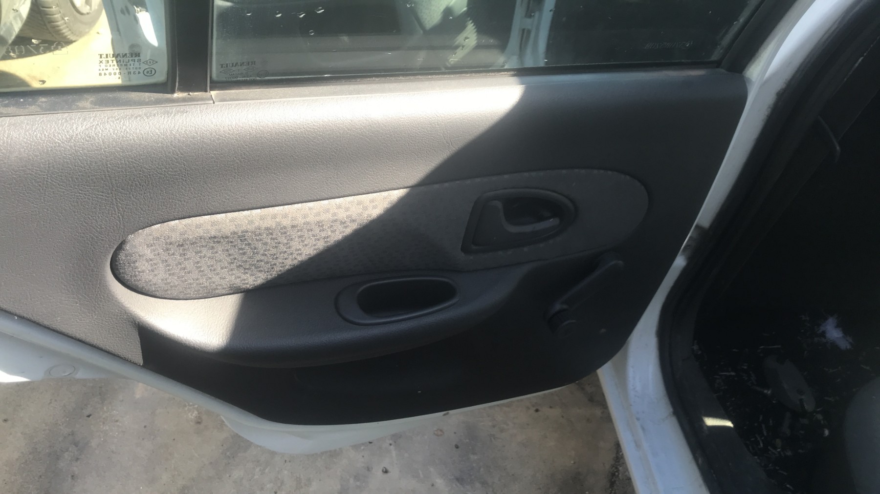 Image RENAULT CLIO 2