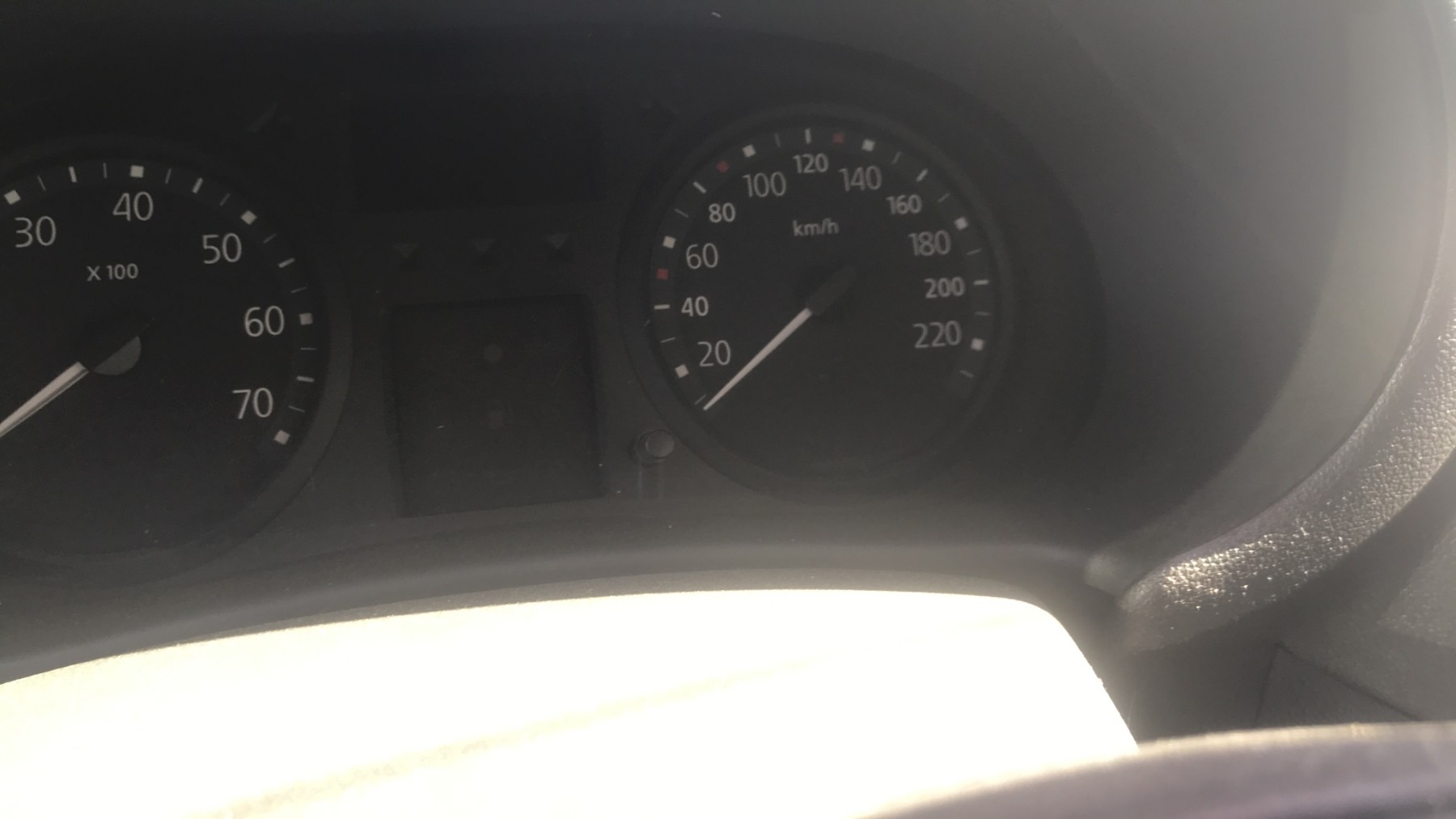 Image RENAULT CLIO 2