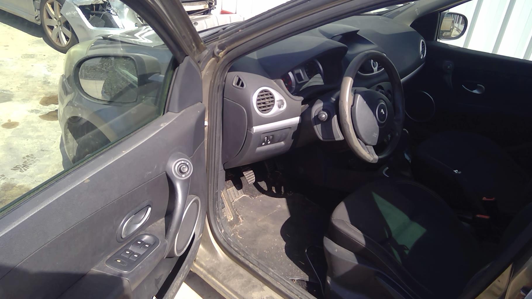 Image RENAULT CLIO 3
