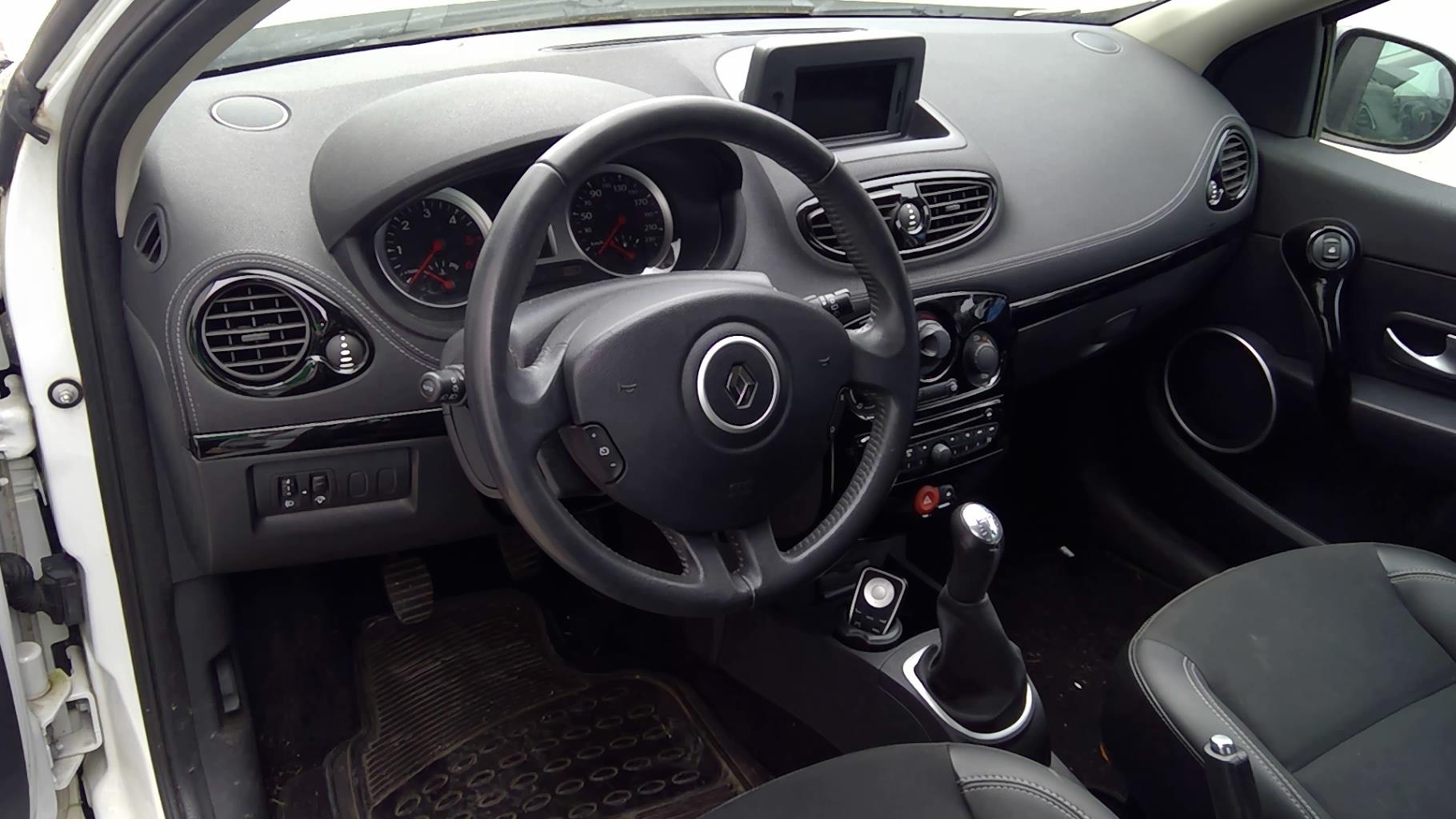 Image RENAULT CLIO 3
