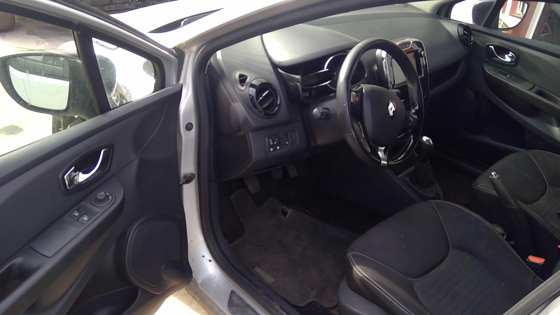 Image RENAULT CLIO 4