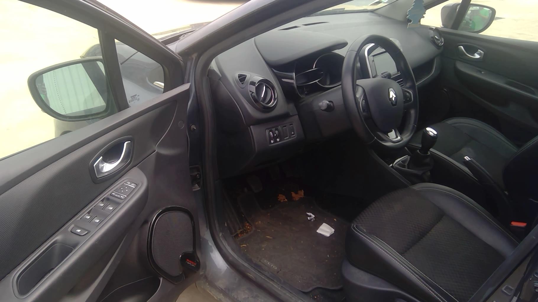 Image RENAULT CLIO 4