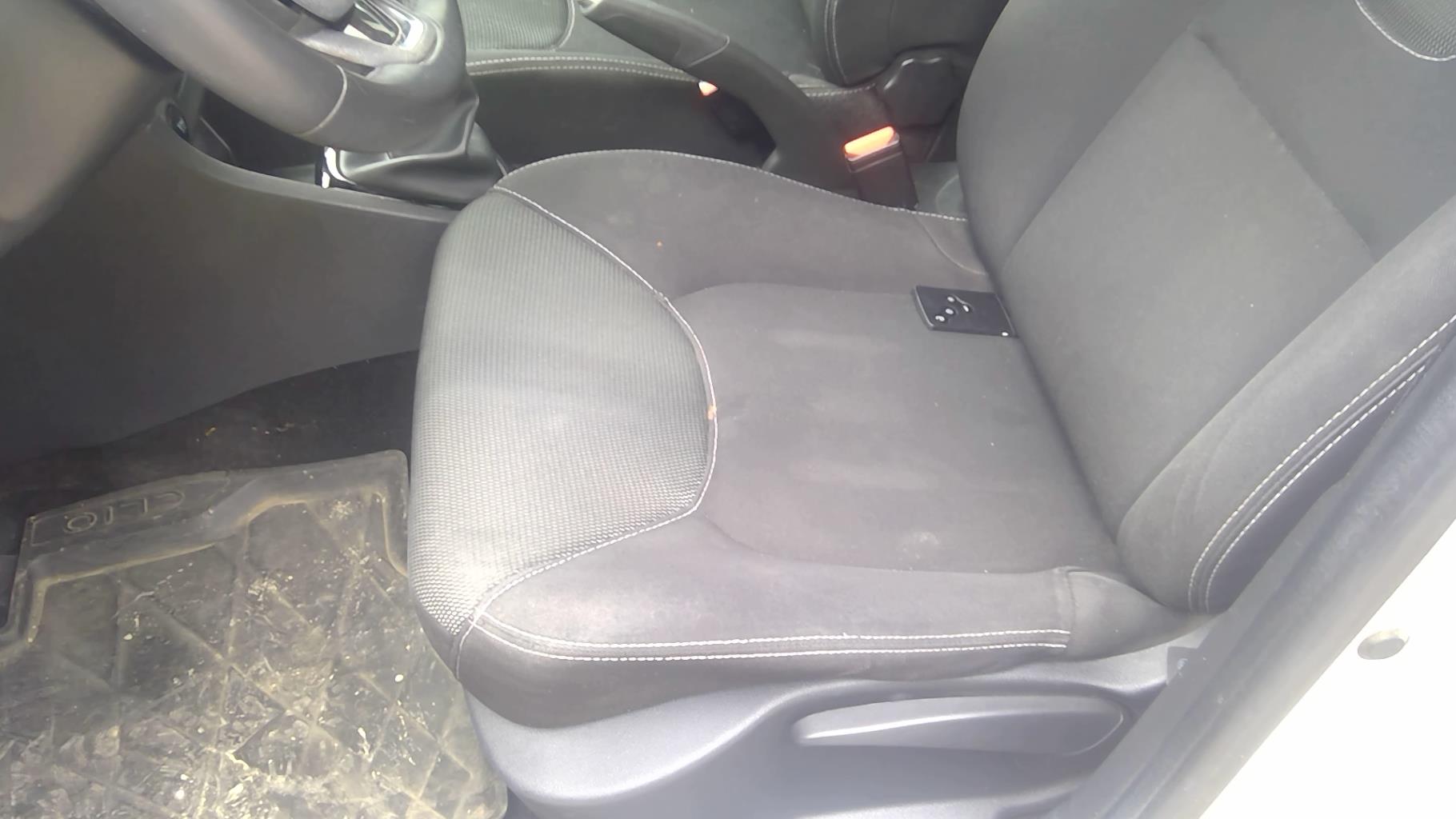 Image RENAULT CLIO 4