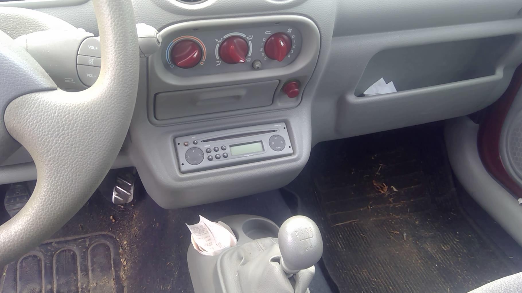 Image RENAULT TWINGO 1