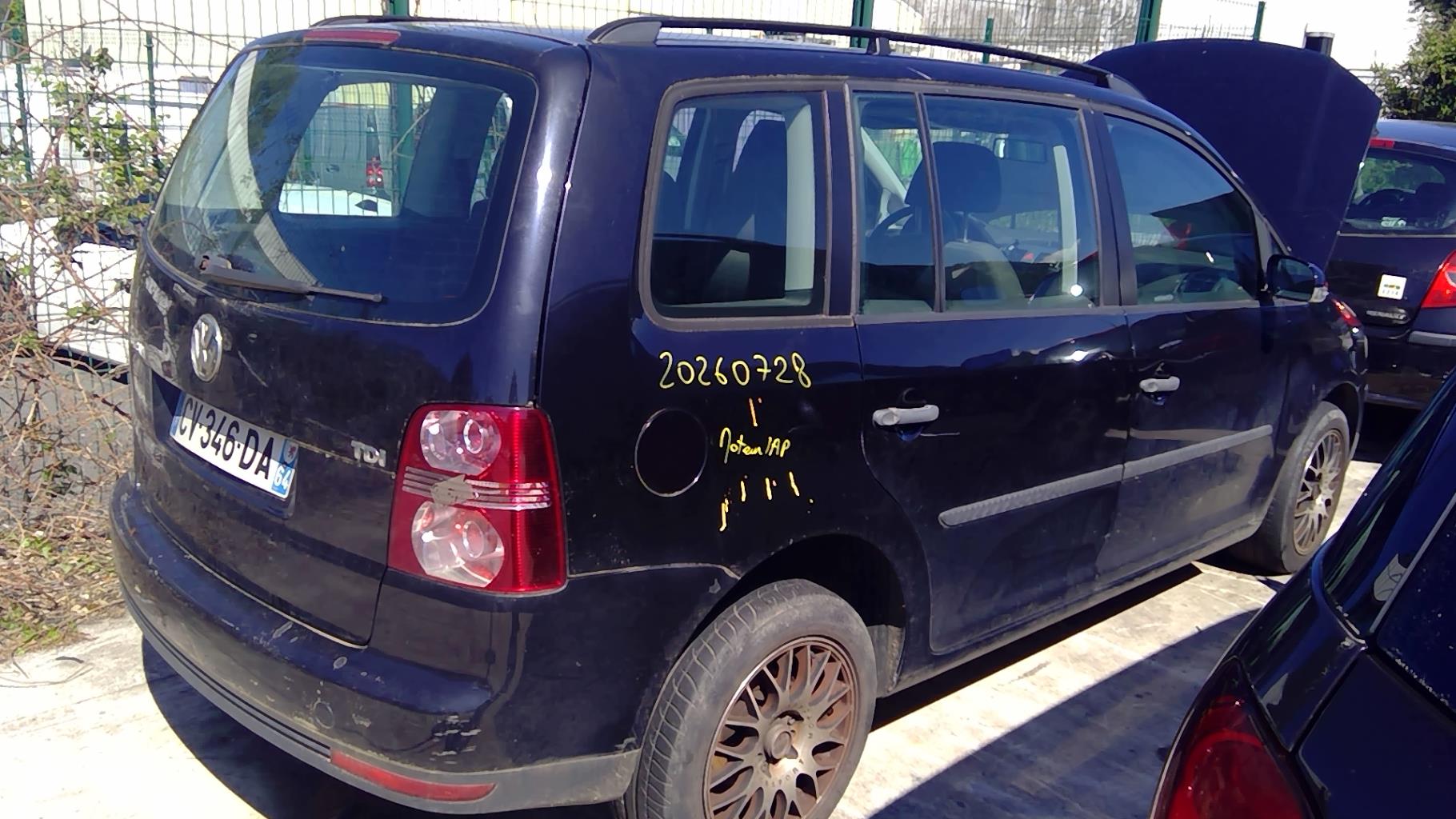 Image VOLKSWAGEN TOURAN 1