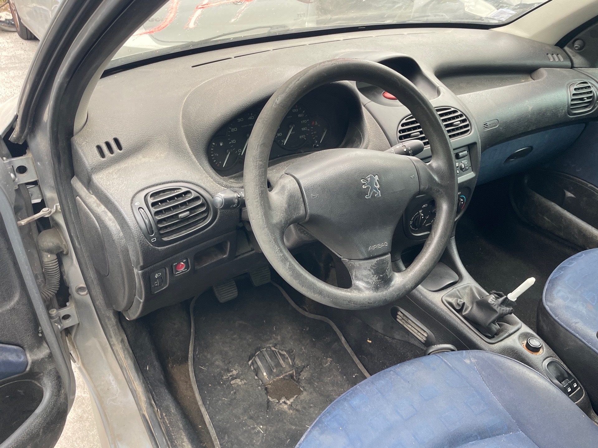 Image PEUGEOT 206