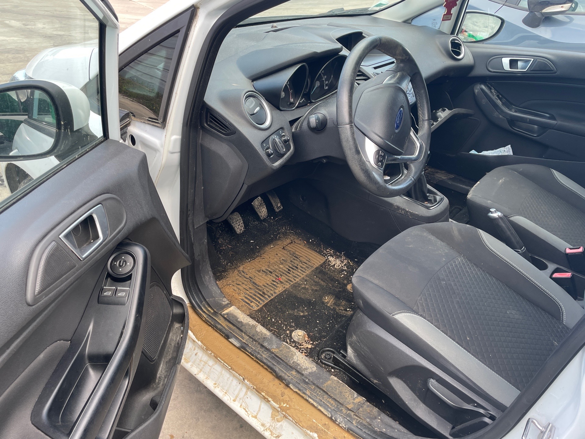 Image FORD FIESTA 6