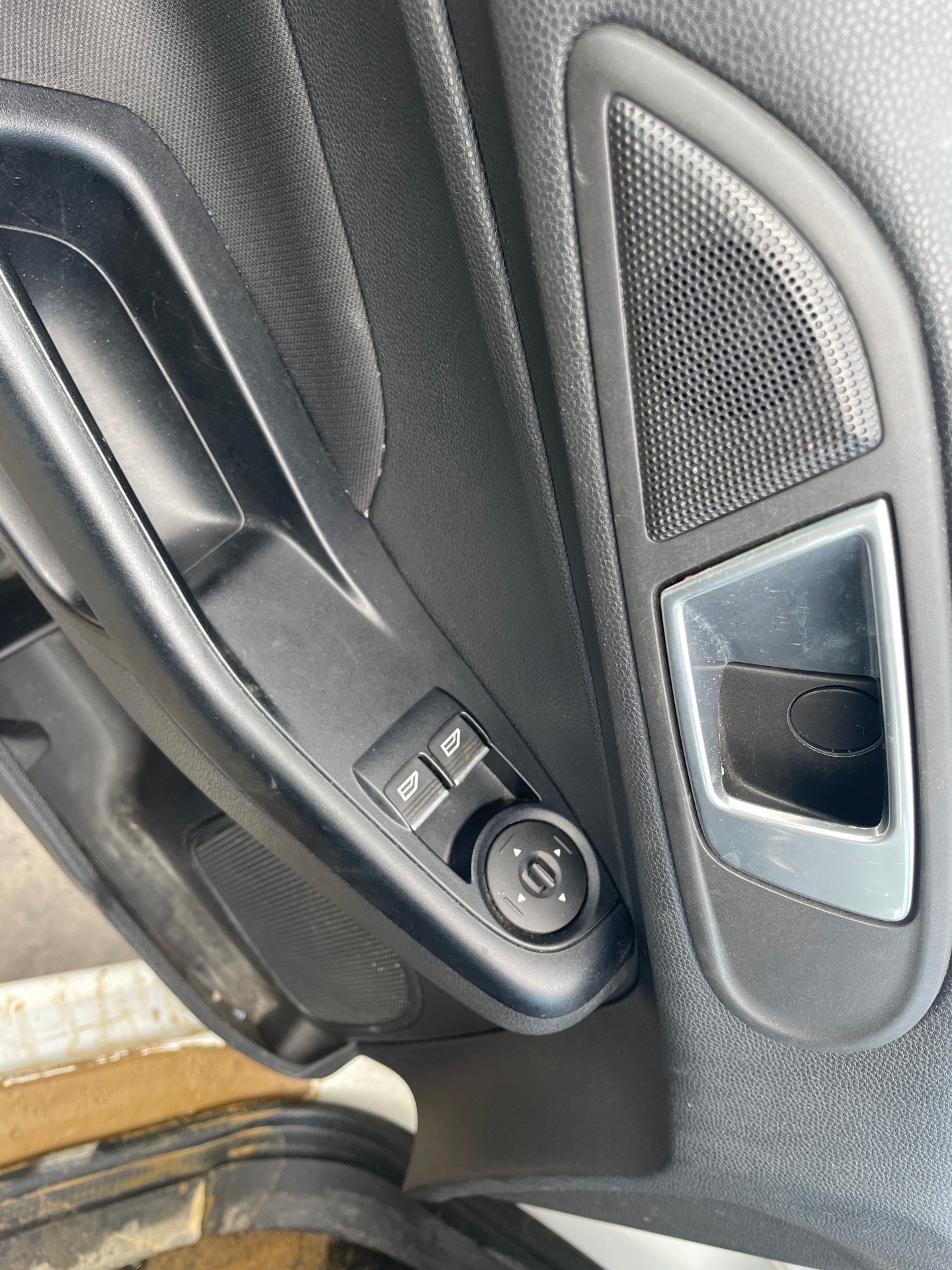 Image FORD FIESTA 6