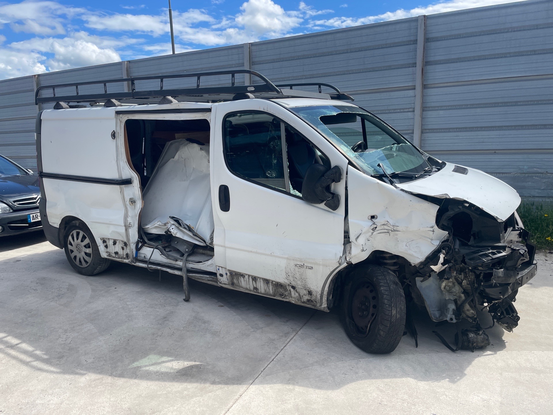 Image RENAULT TRAFIC 2
