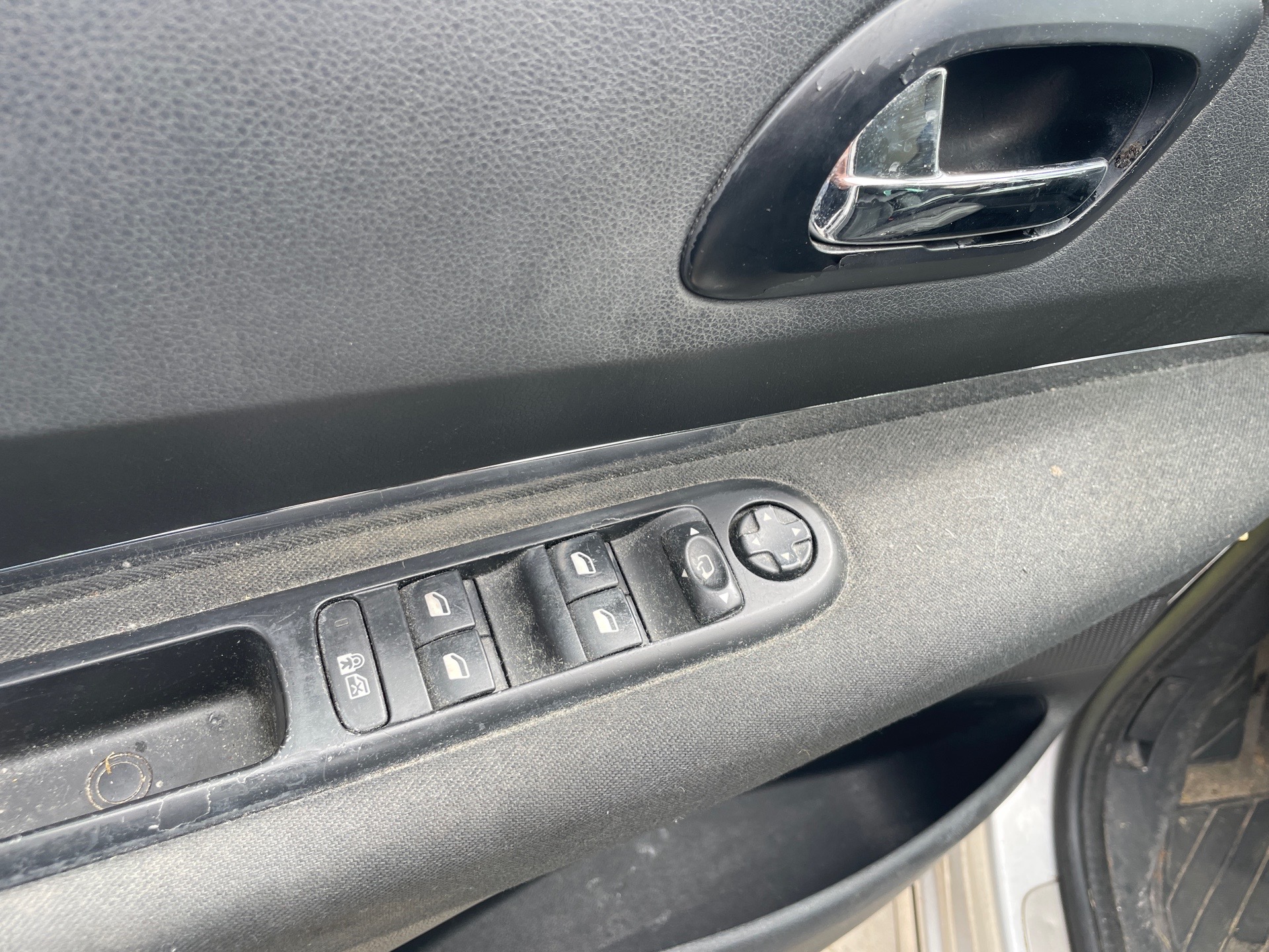 Image PEUGEOT 3008 1