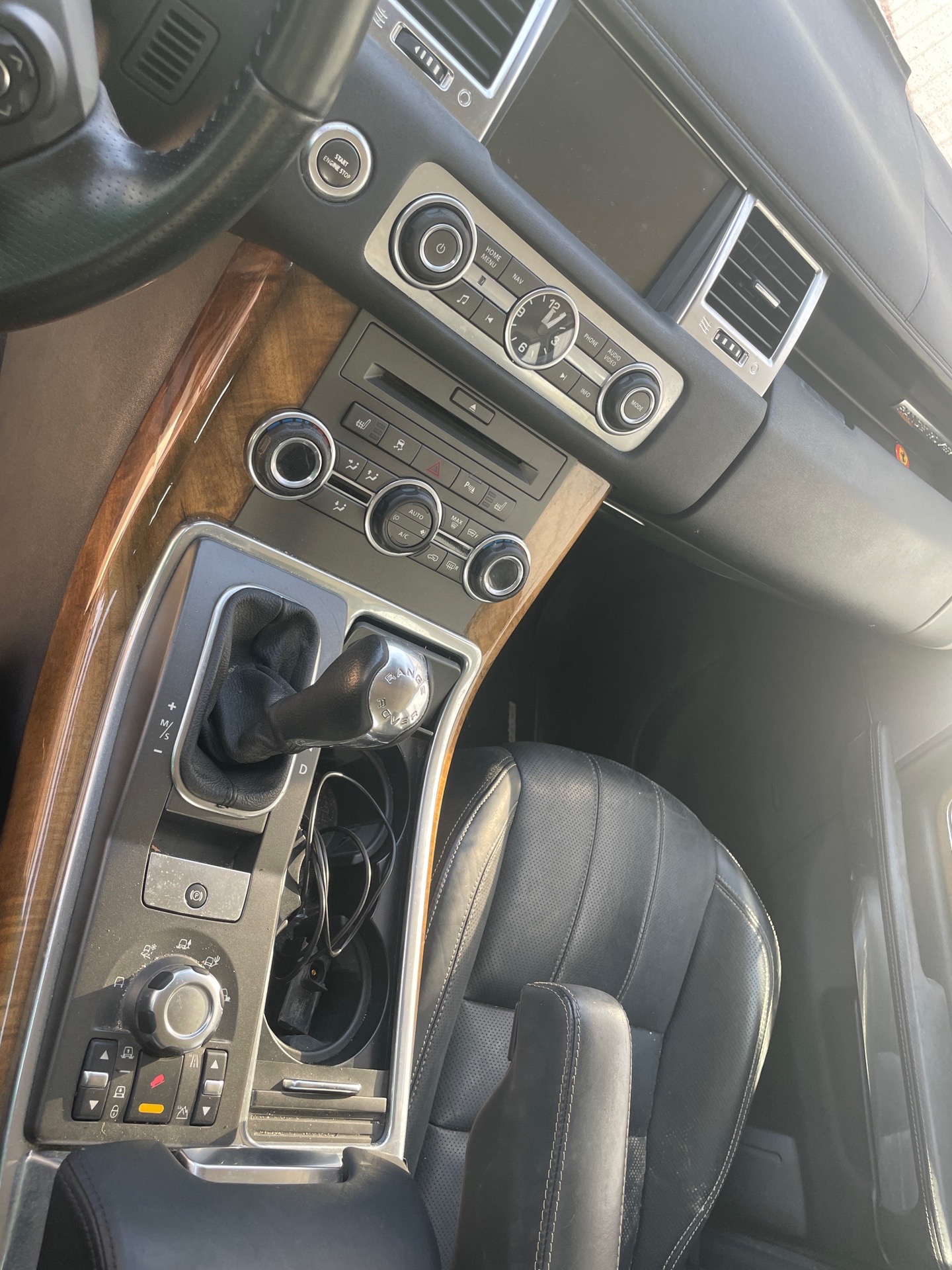 Image LAND ROVER RANGE ROVER 1 SPORT