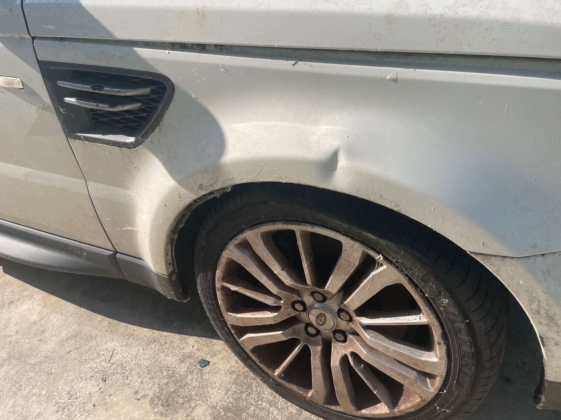 Image LAND ROVER RANGE ROVER 1 SPORT