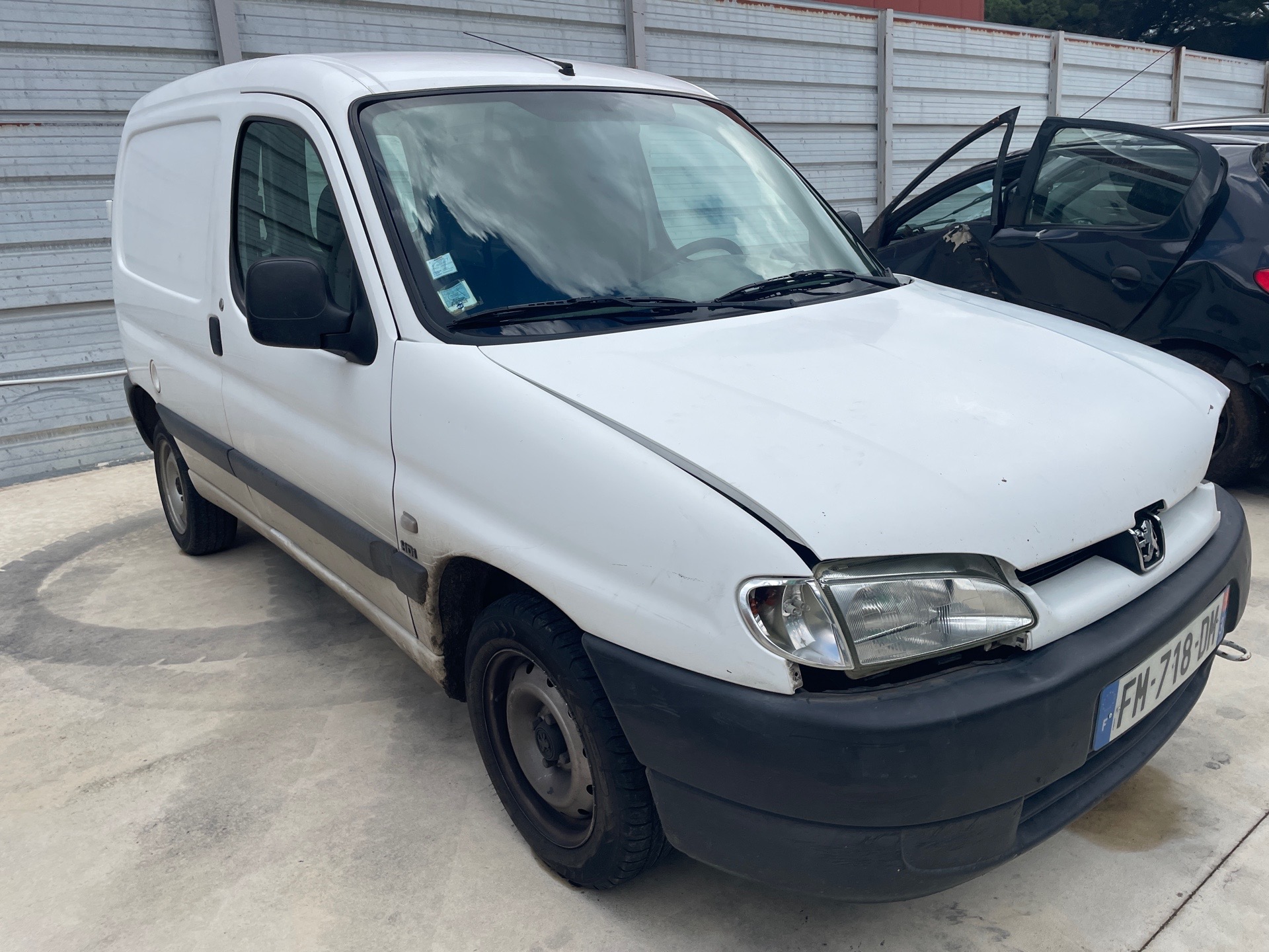 Image PEUGEOT PARTNER 1