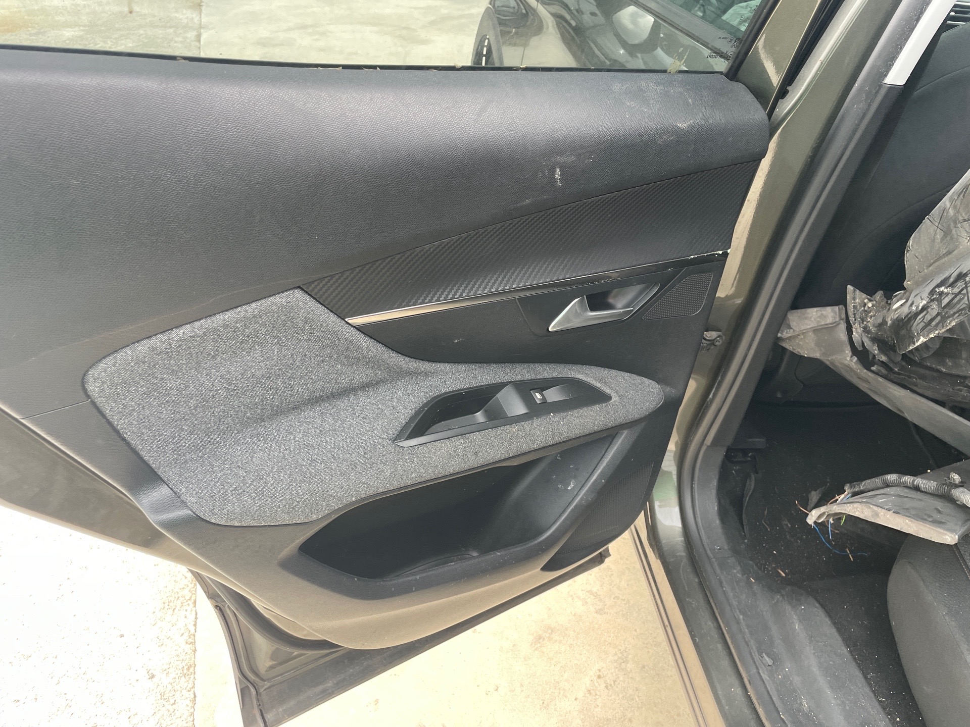Image PEUGEOT 3008 2