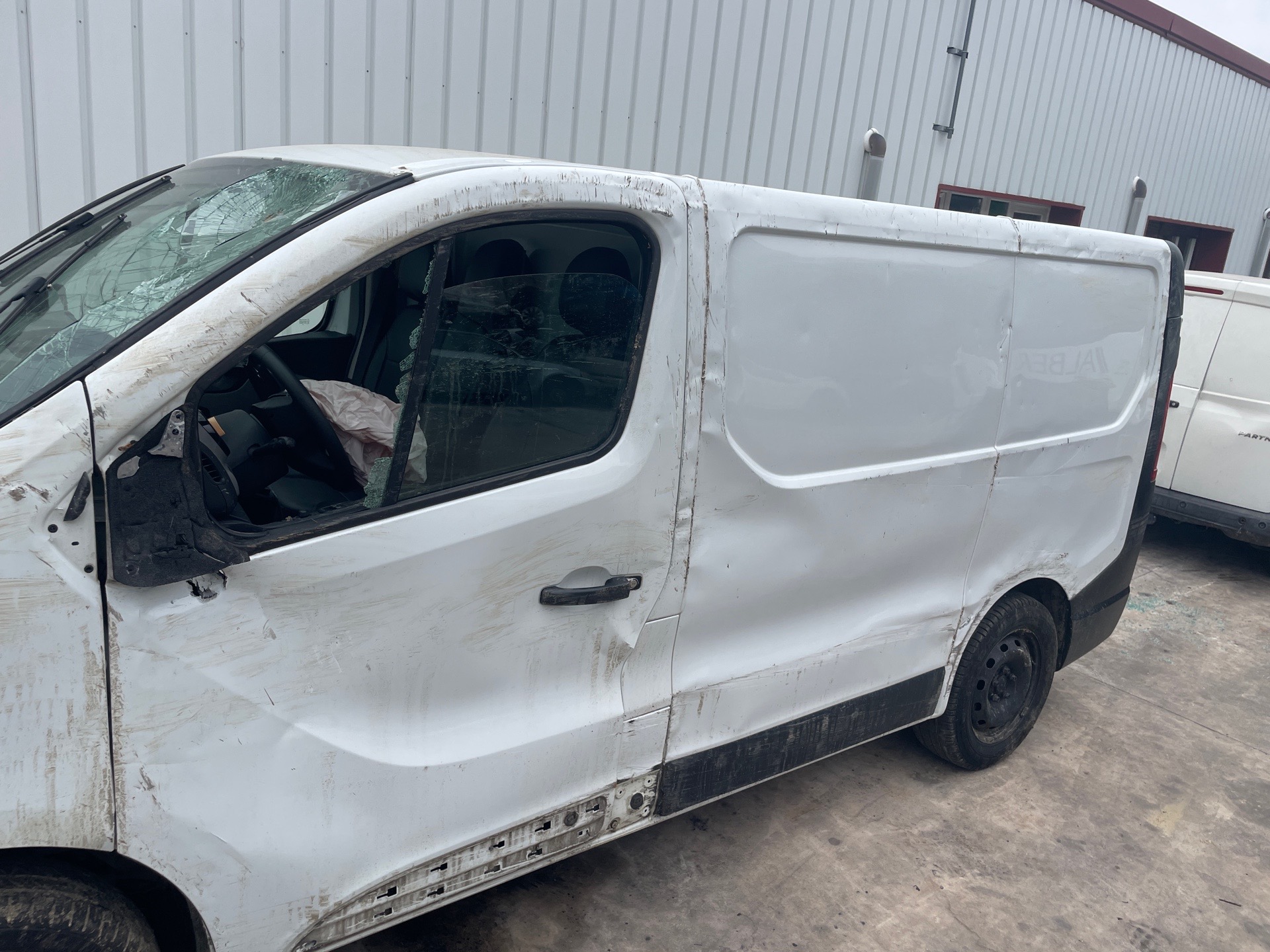 Image RENAULT TRAFIC 3 COURT