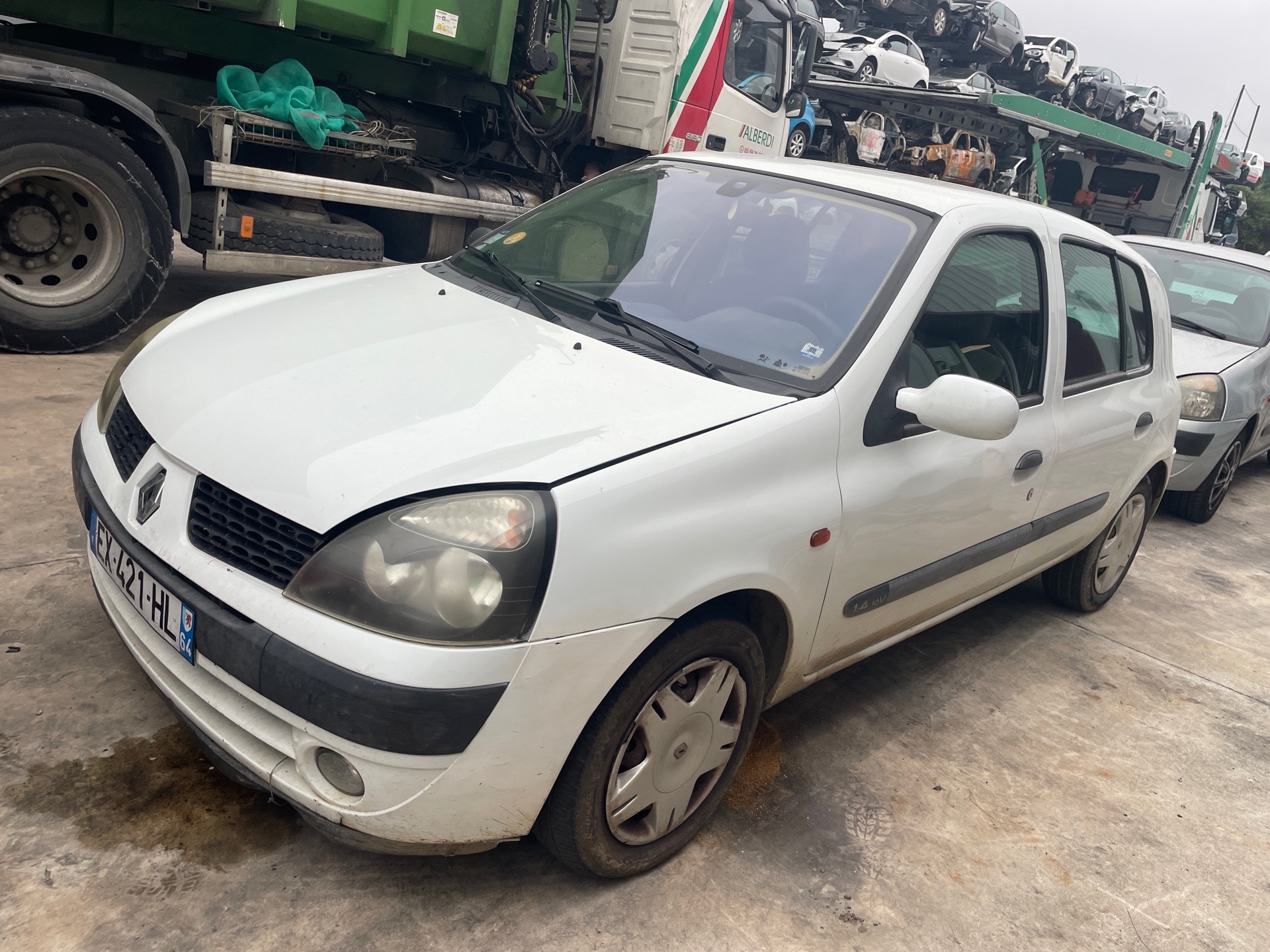 Image RENAULT CLIO 2