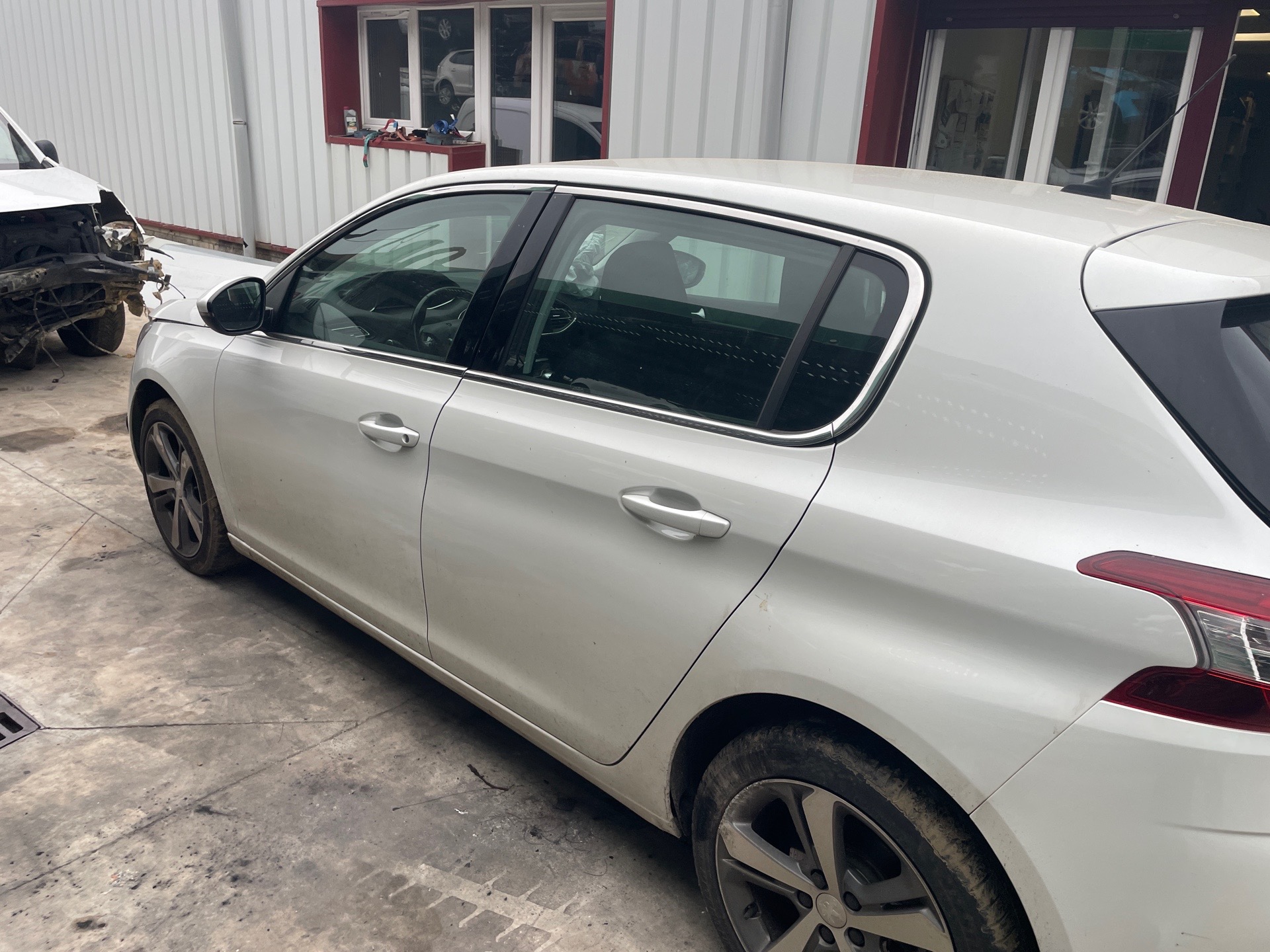 Image PEUGEOT 308 2