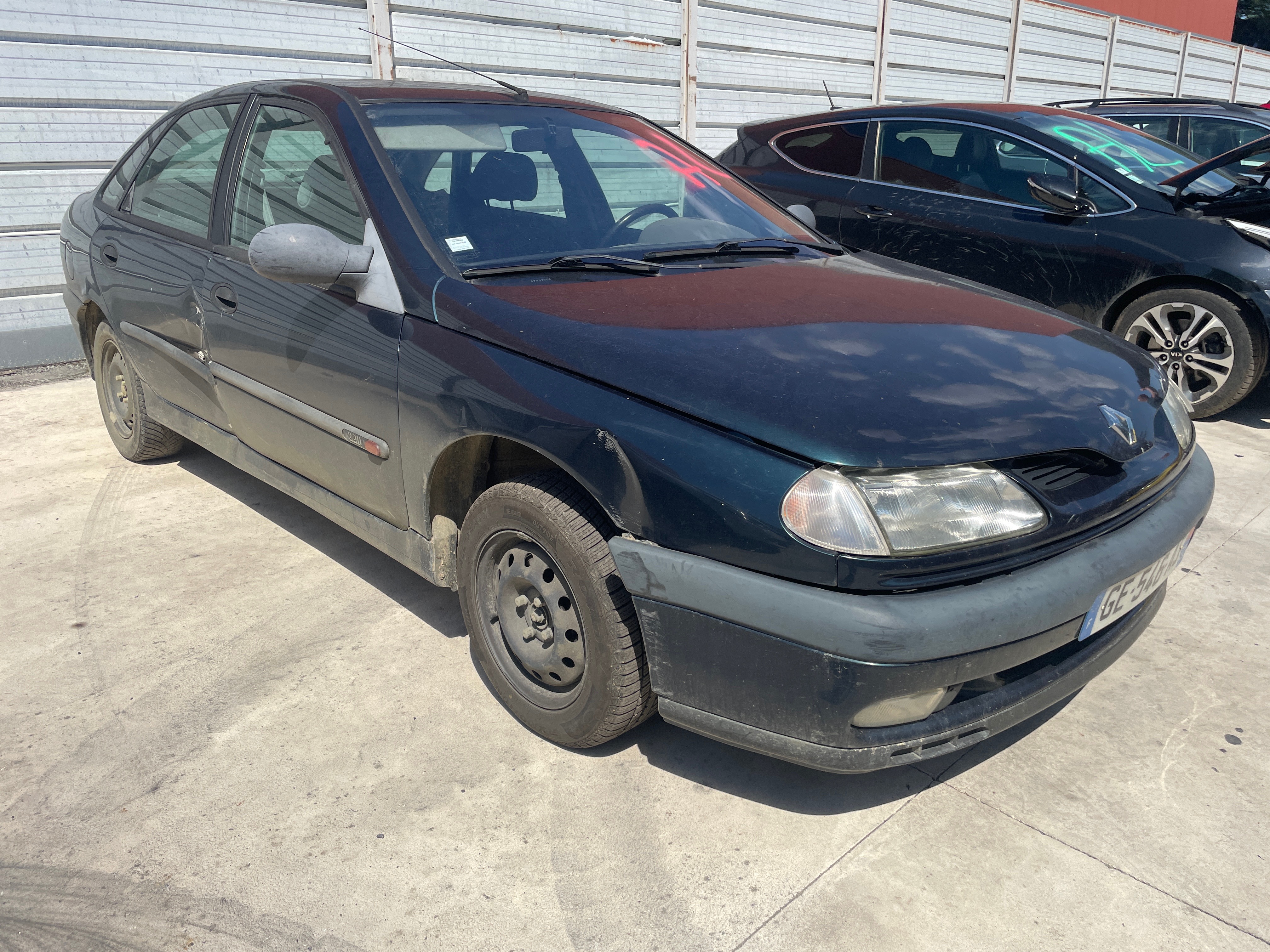 Image RENAULT LAGUNA 1