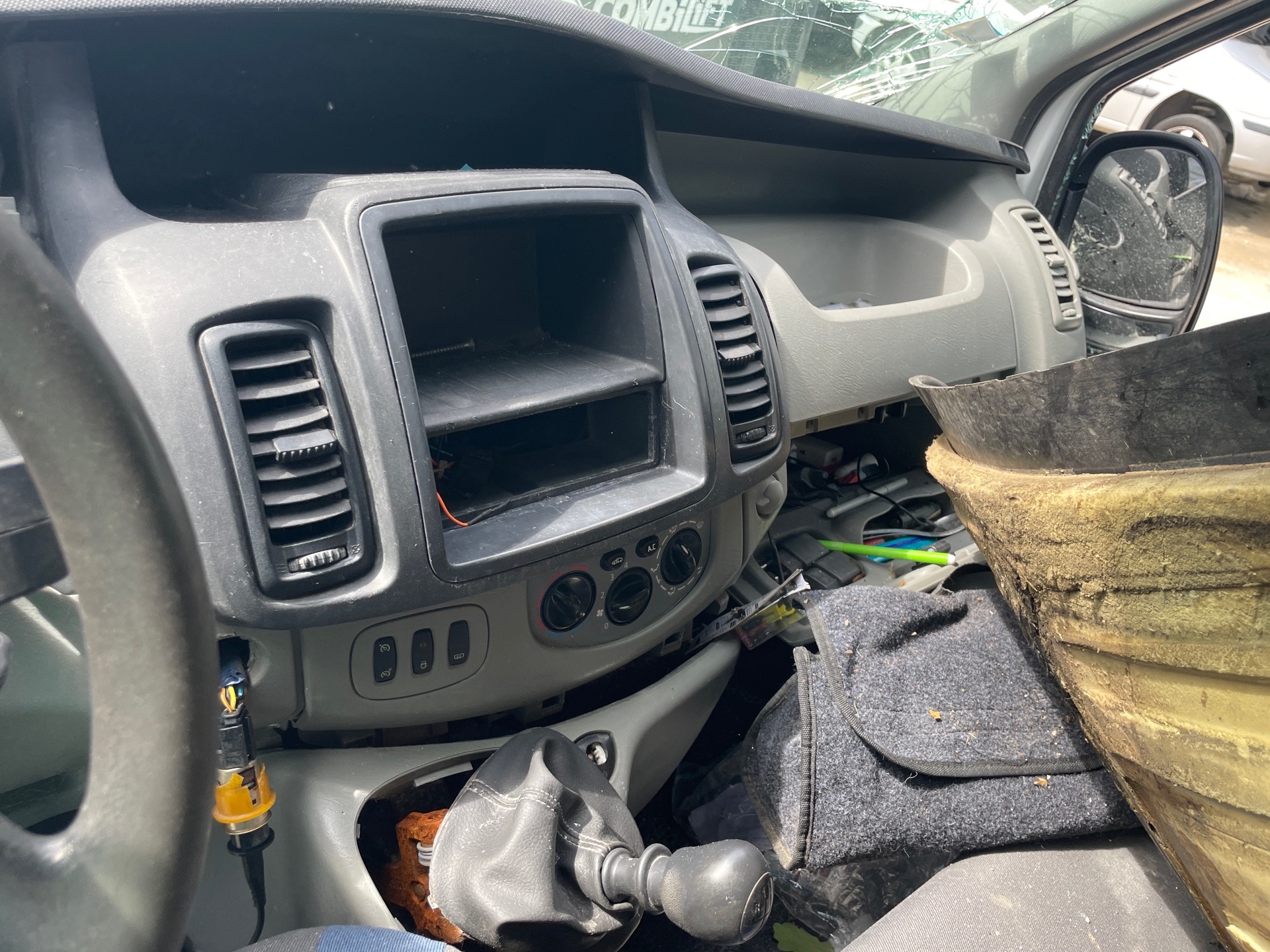 Image RENAULT TRAFIC 2