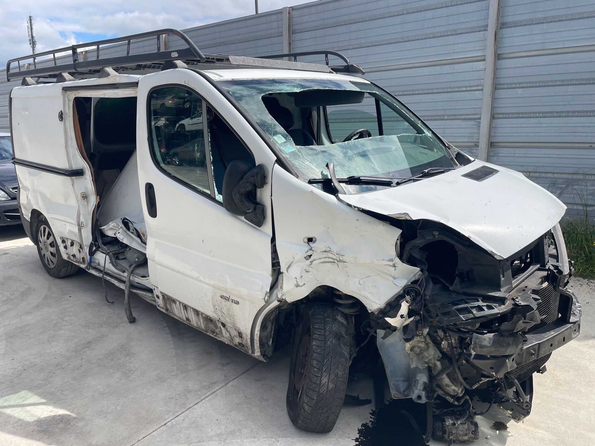 Image RENAULT TRAFIC 2