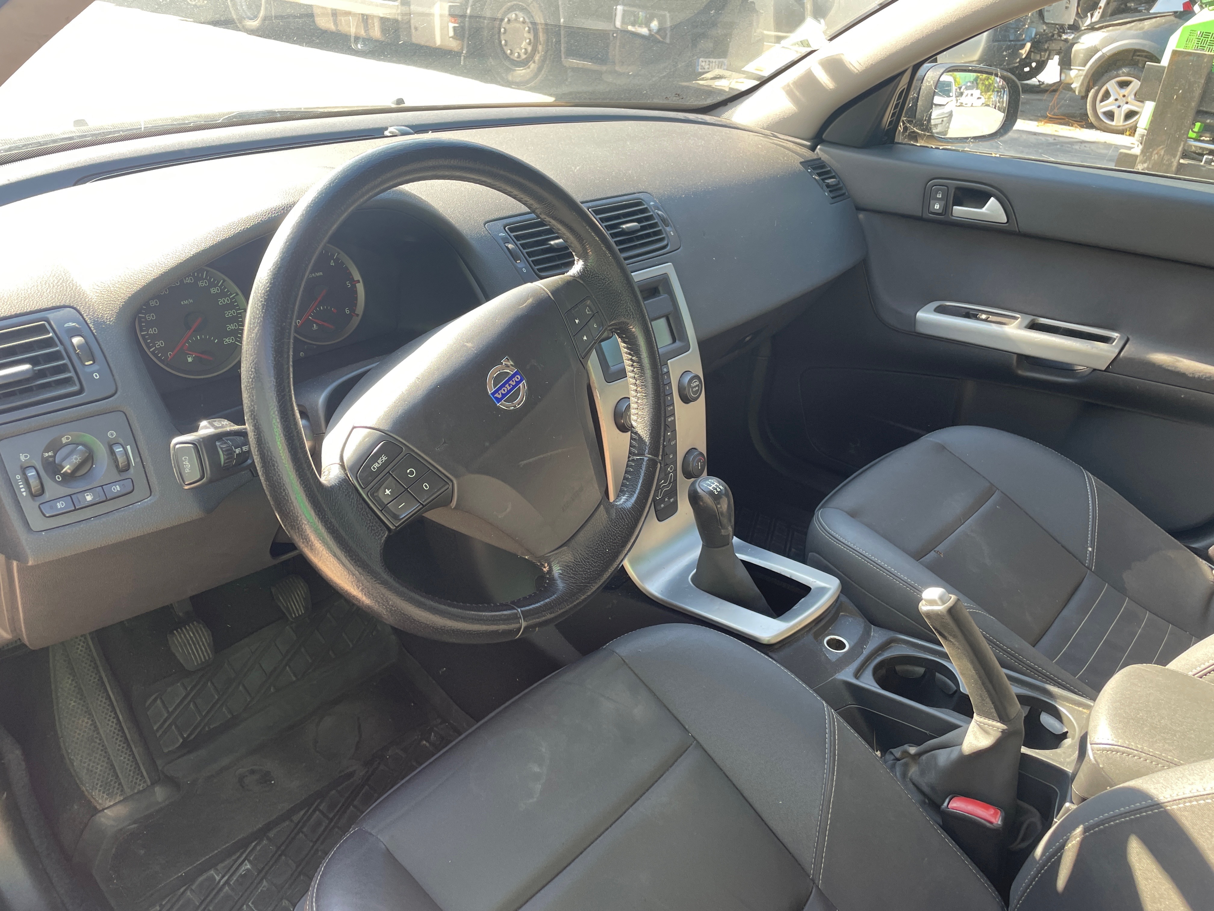 Image VOLVO V 50