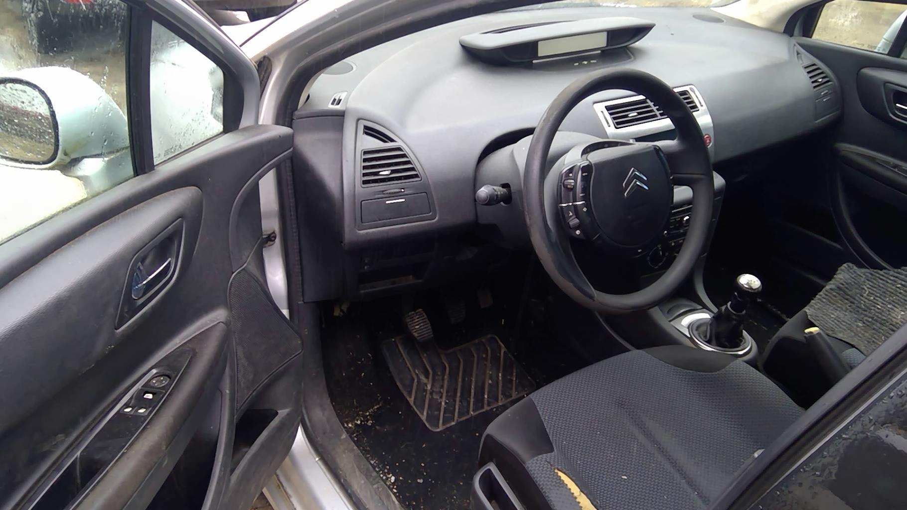 Image CITROEN C4 1