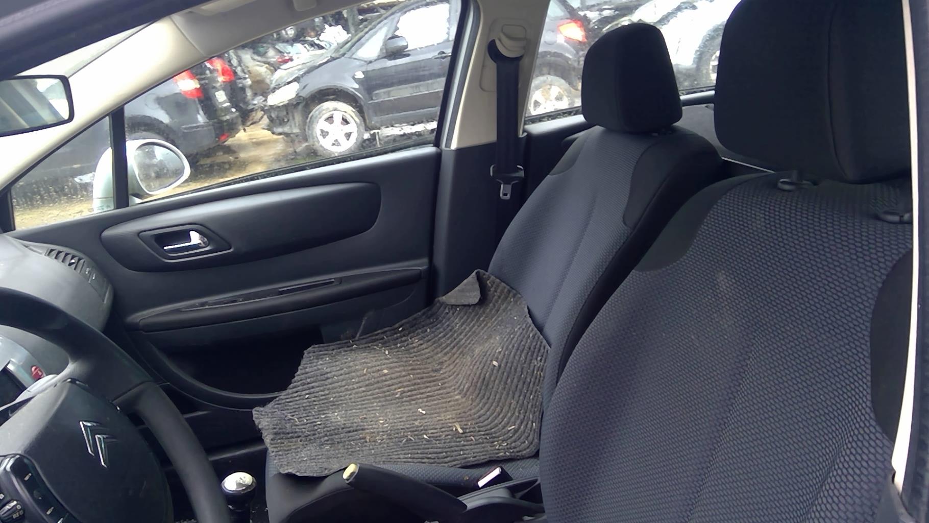 Image CITROEN C4 1