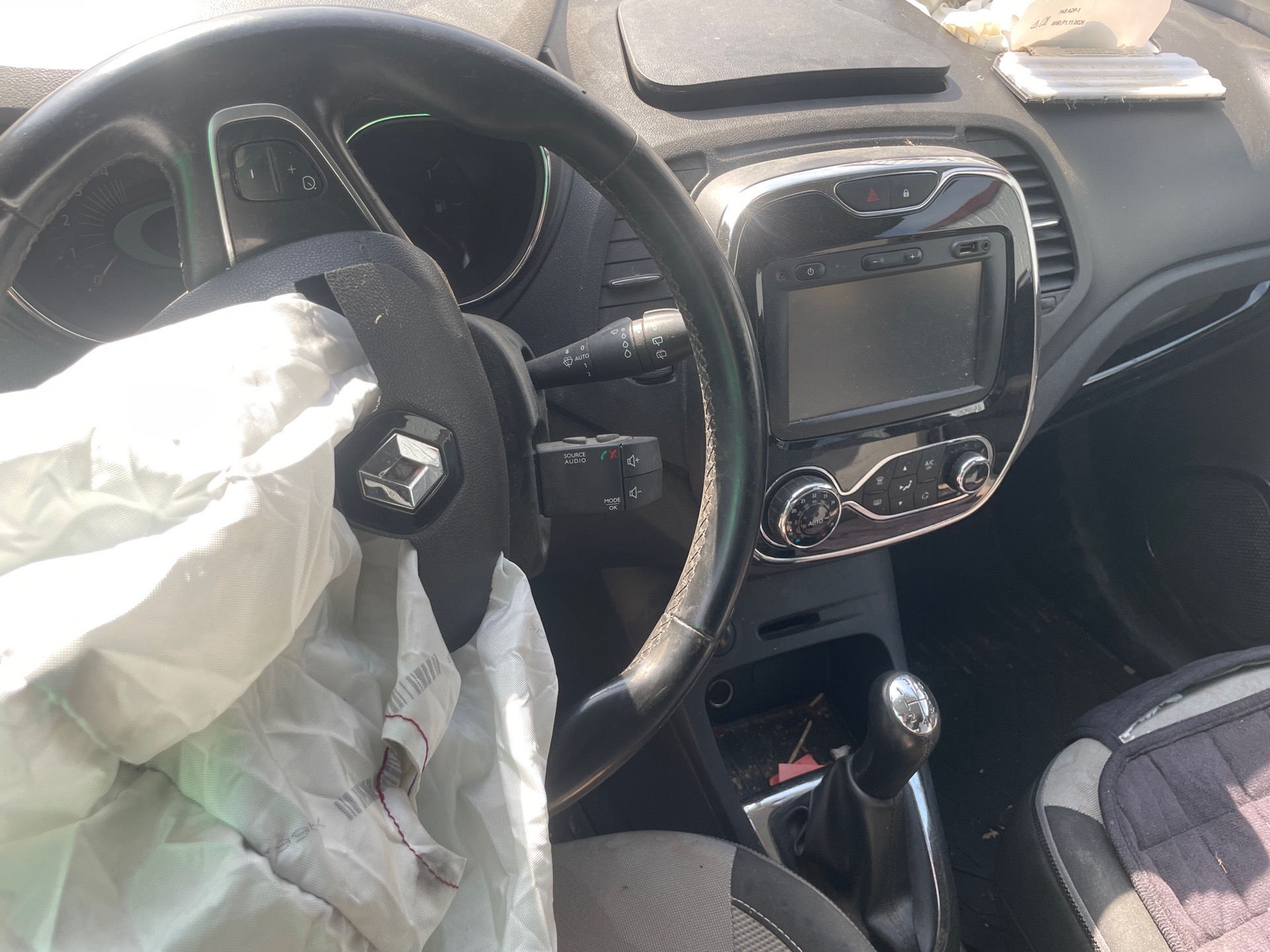 Image RENAULT CAPTUR 1