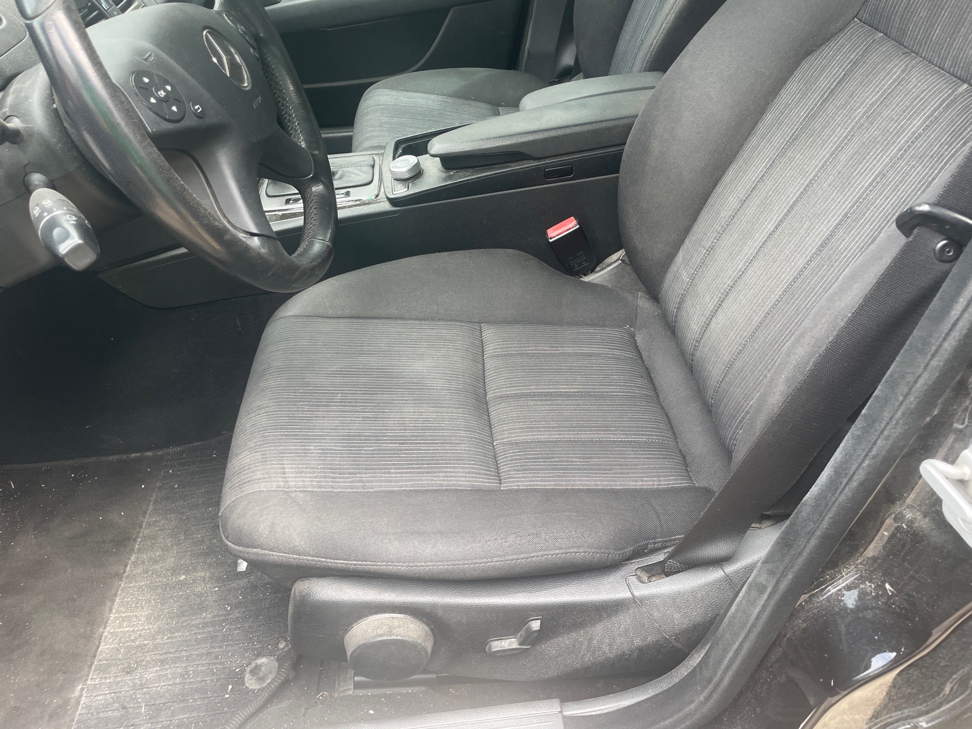 Image MERCEDES CLASSE C 204