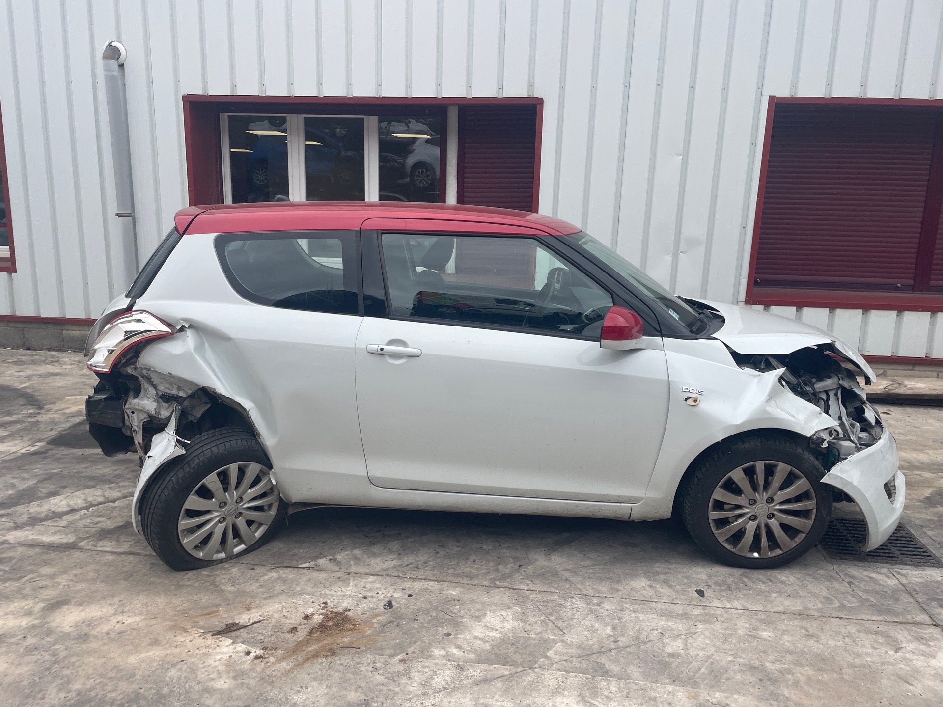 Image SUZUKI SWIFT 4
