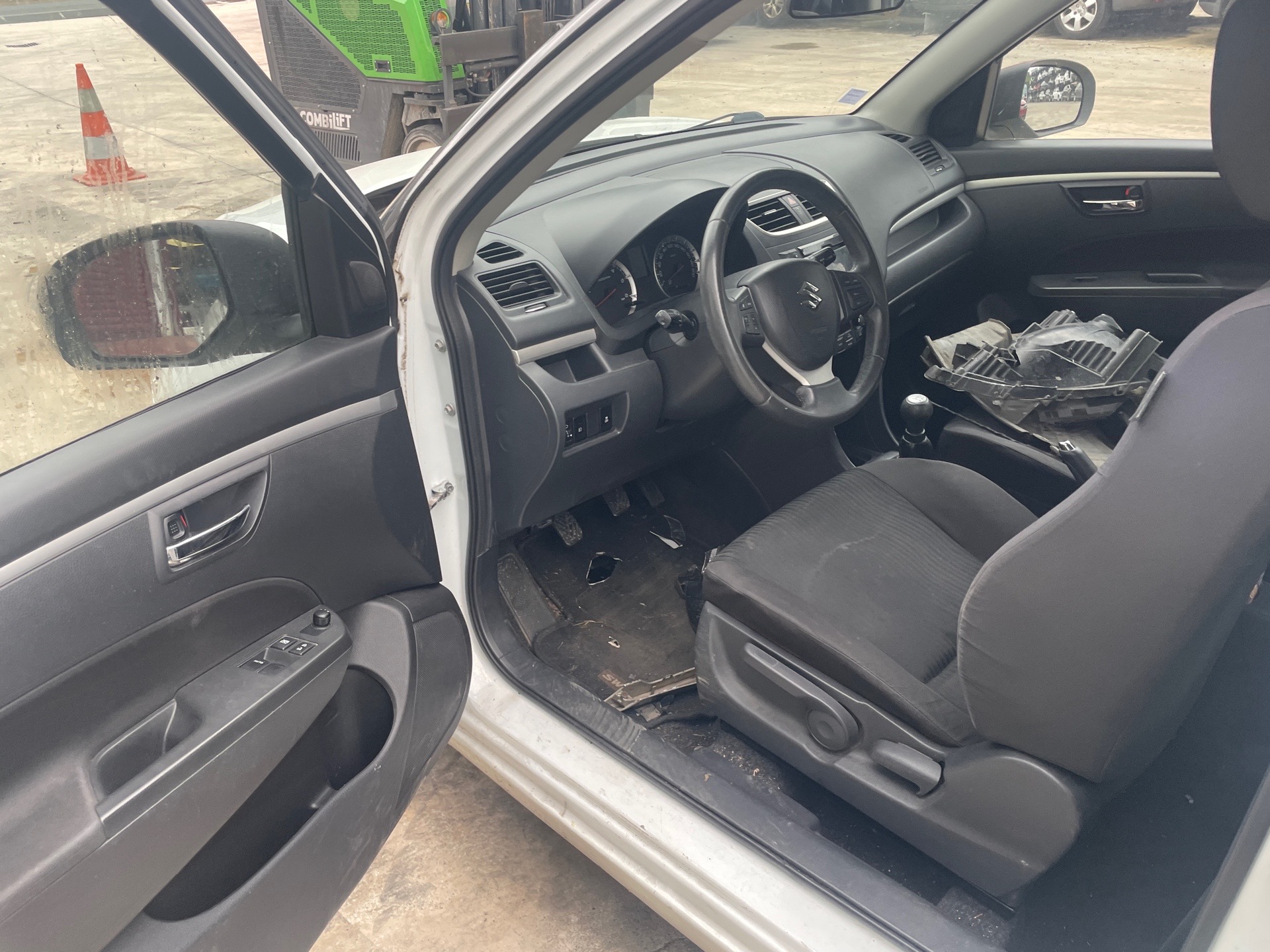 Image SUZUKI SWIFT 4