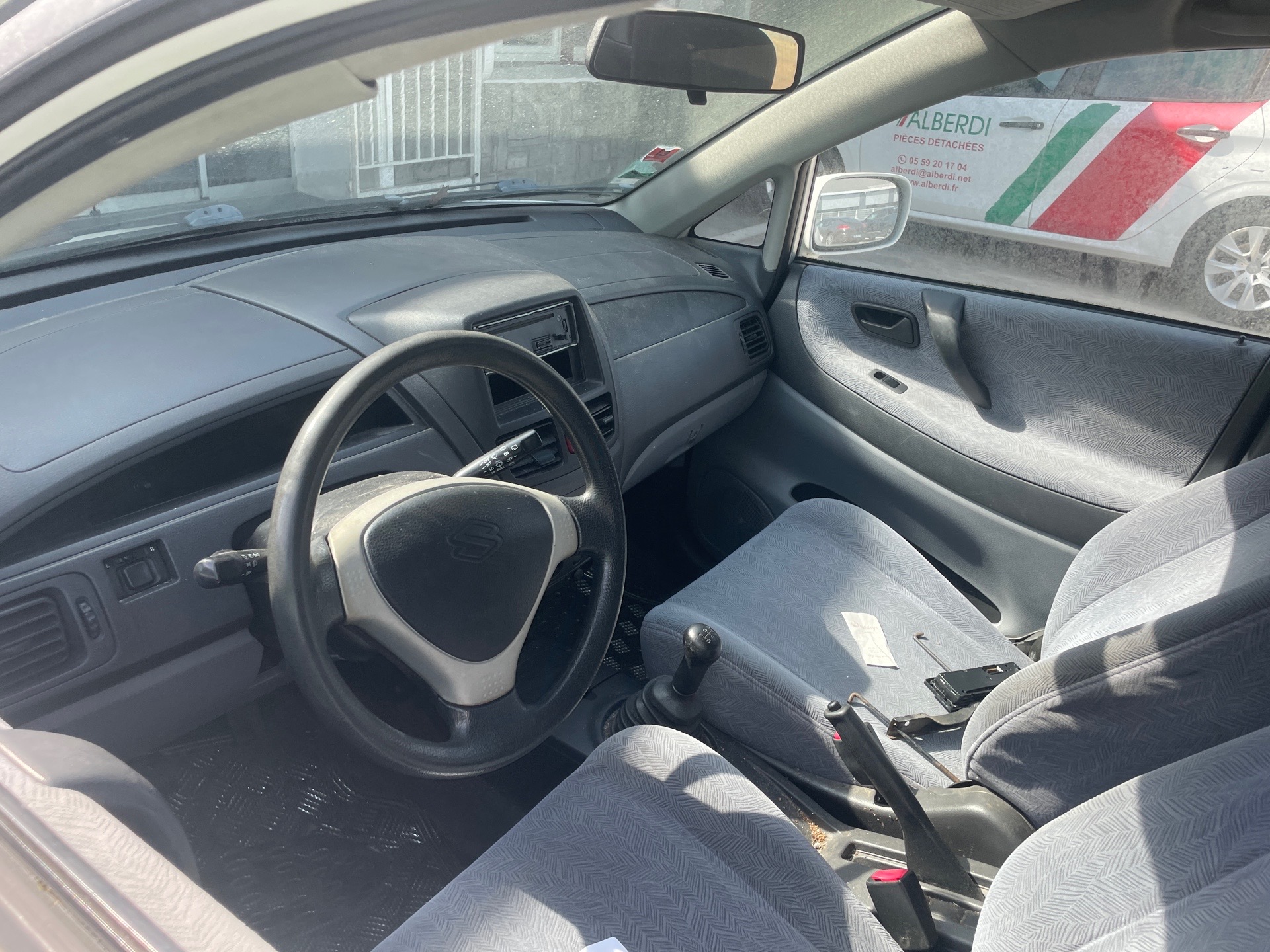 Image SUZUKI LIANA