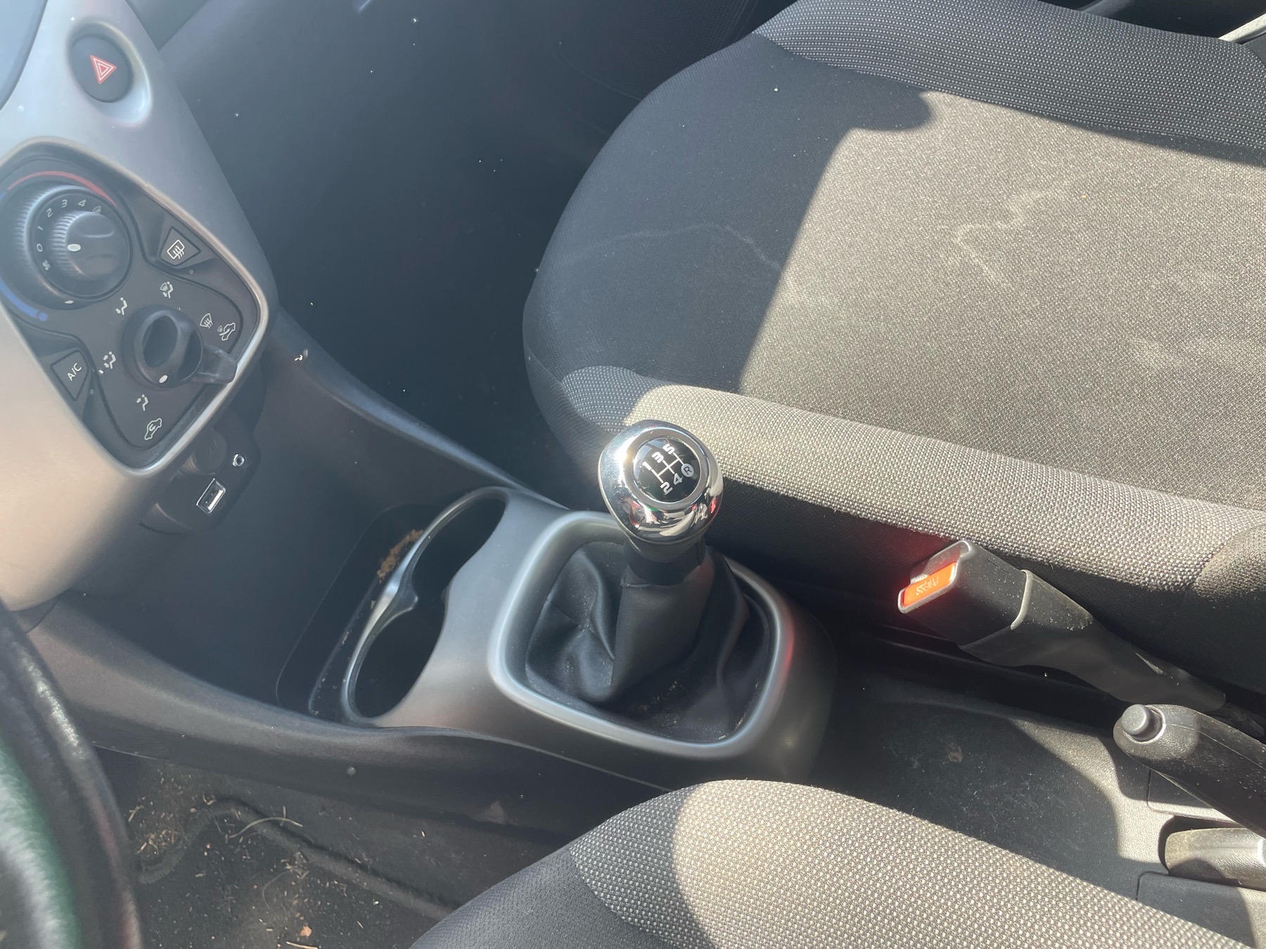 Image TOYOTA AYGO 2