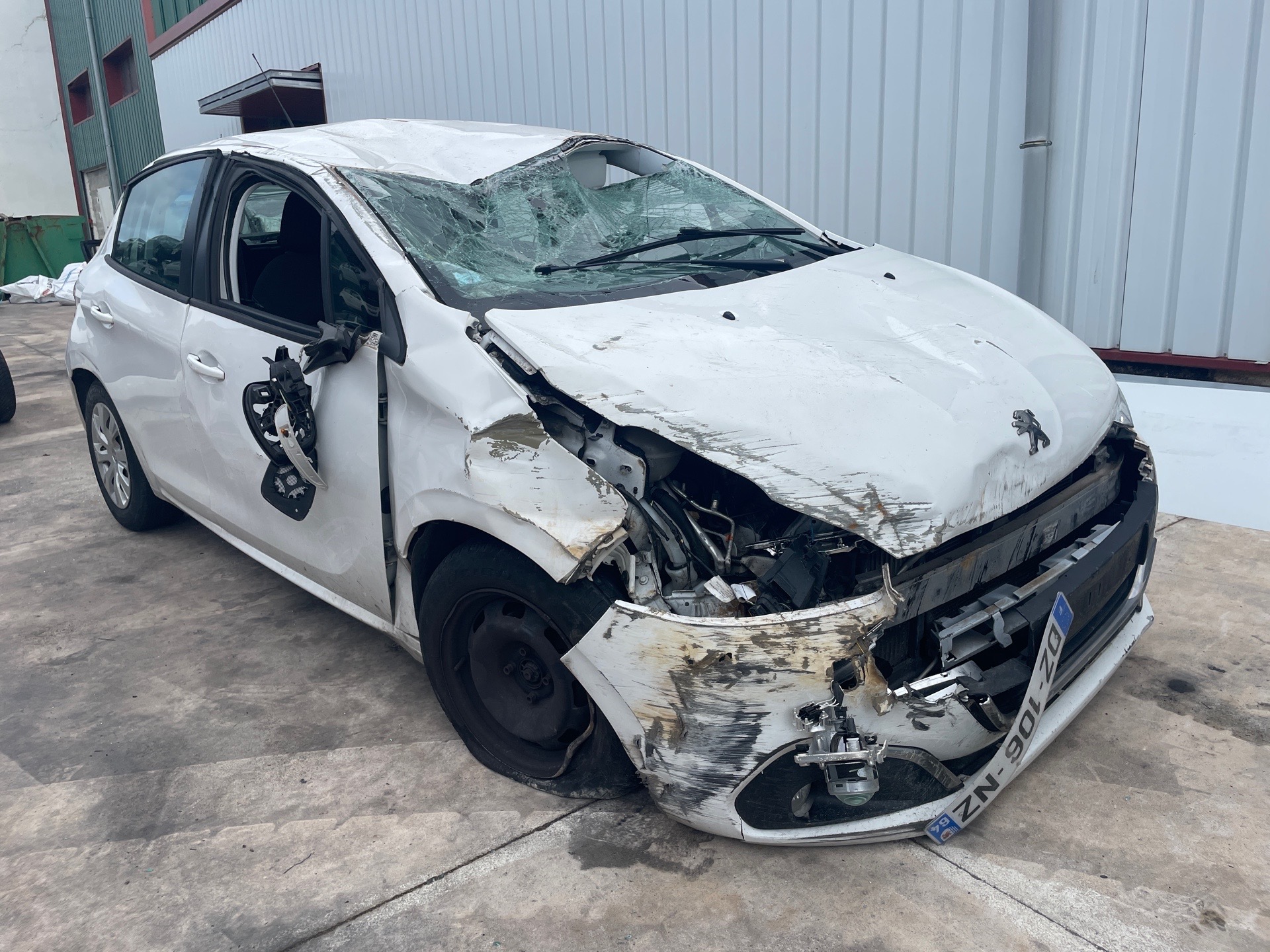 Image PEUGEOT 208 1
