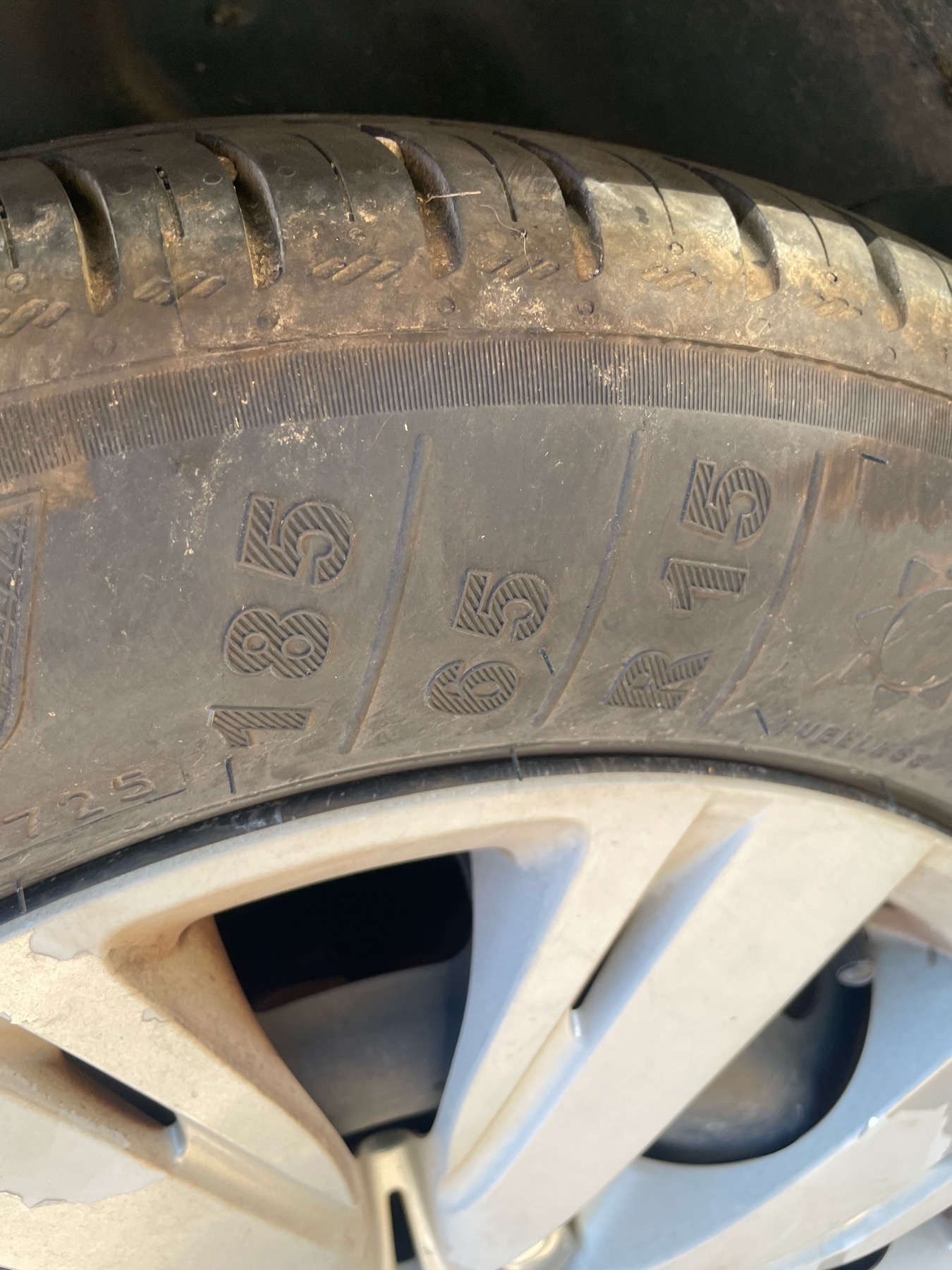 Image PEUGEOT 208 1