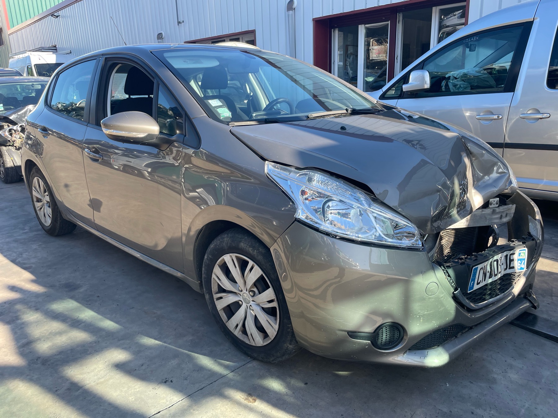 Image PEUGEOT 208 1