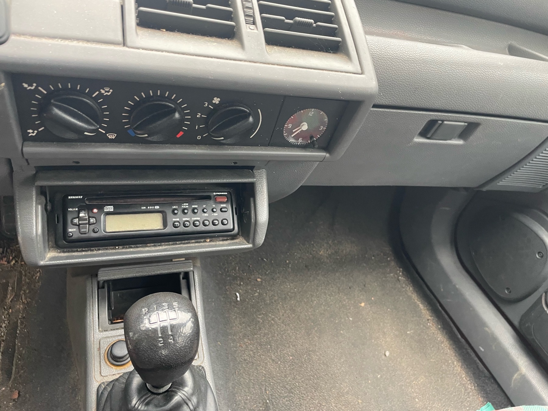 Image RENAULT CLIO 1