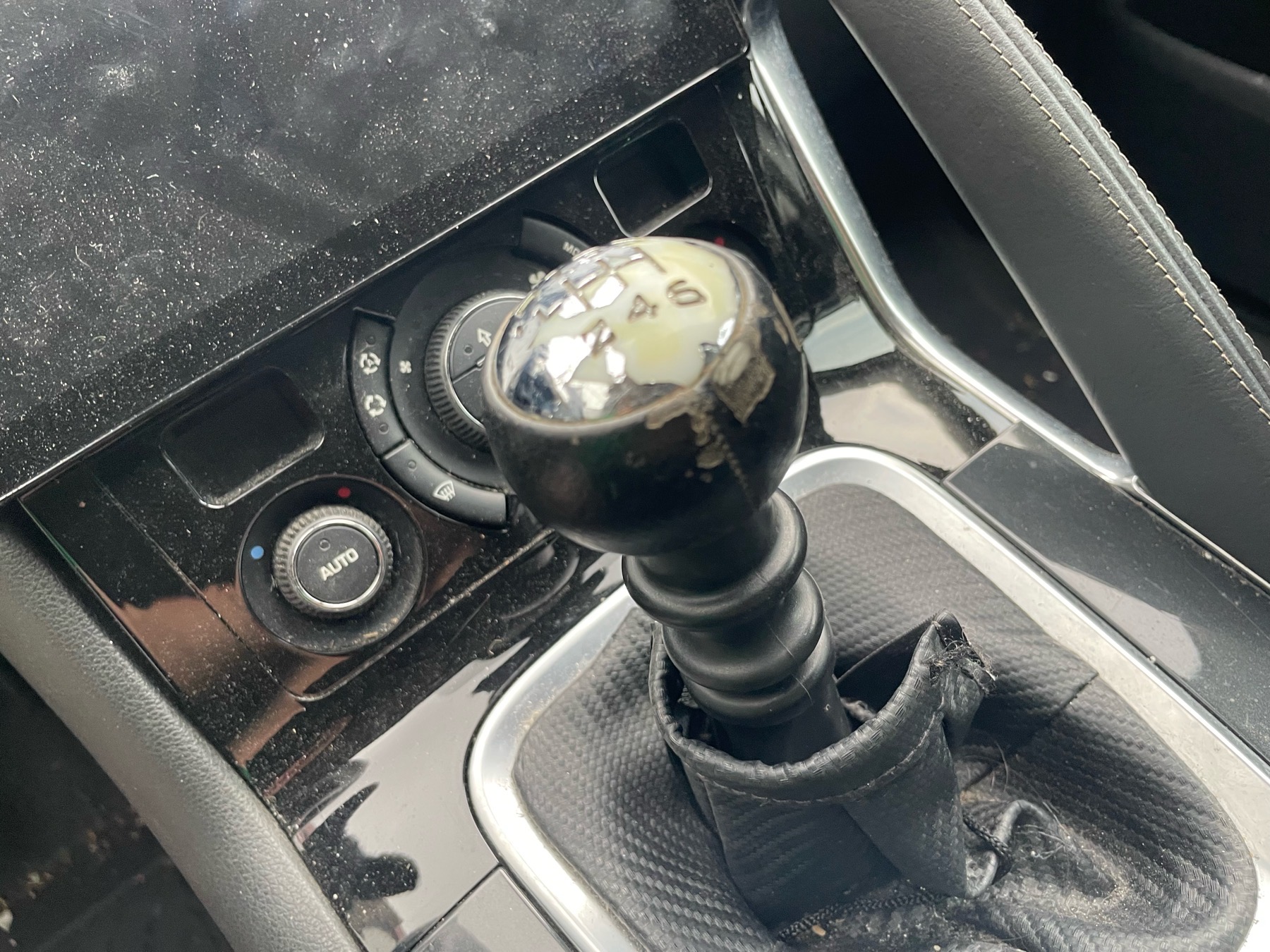 Image PEUGEOT 3008 1