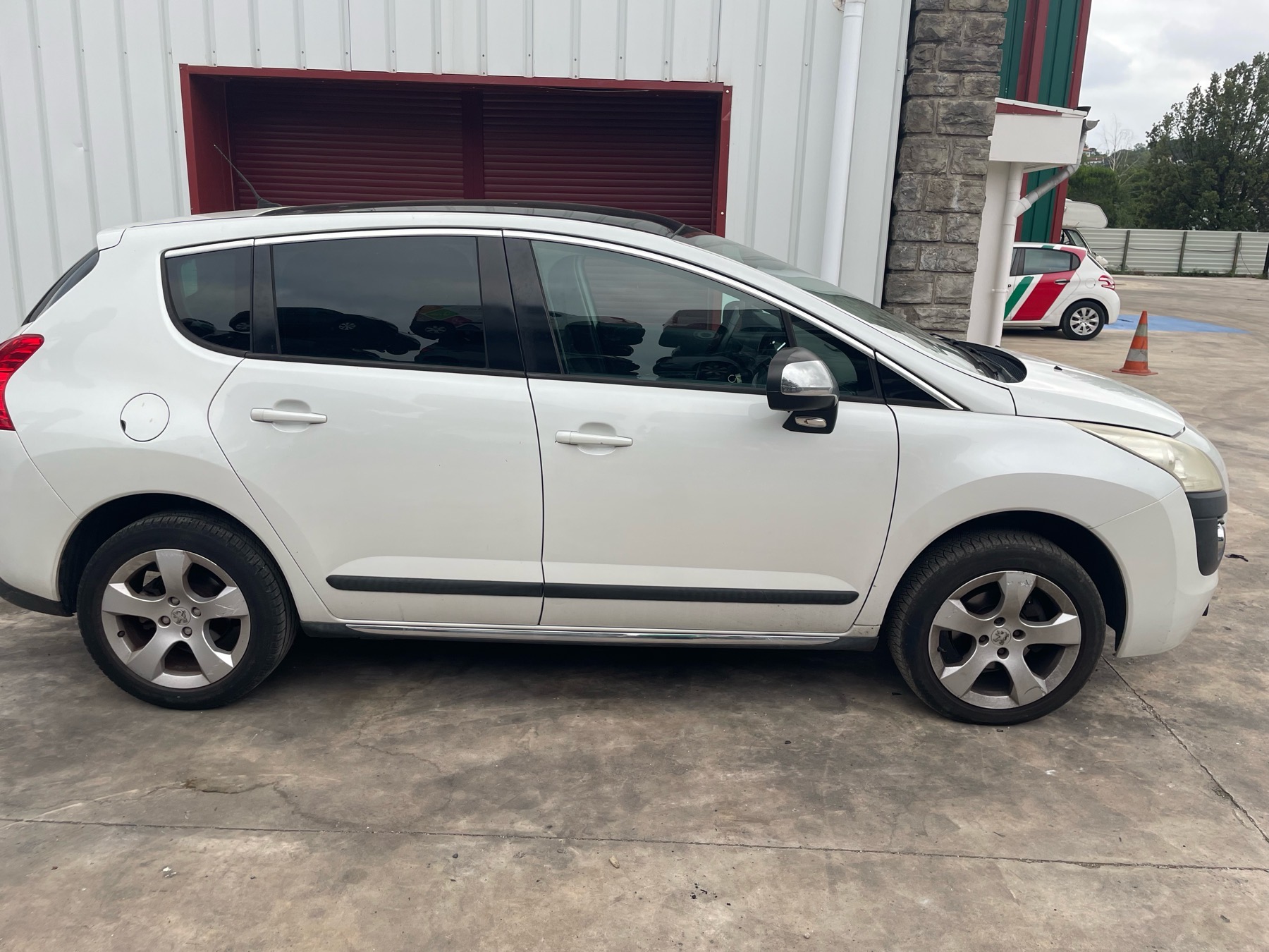 Image PEUGEOT 3008 1