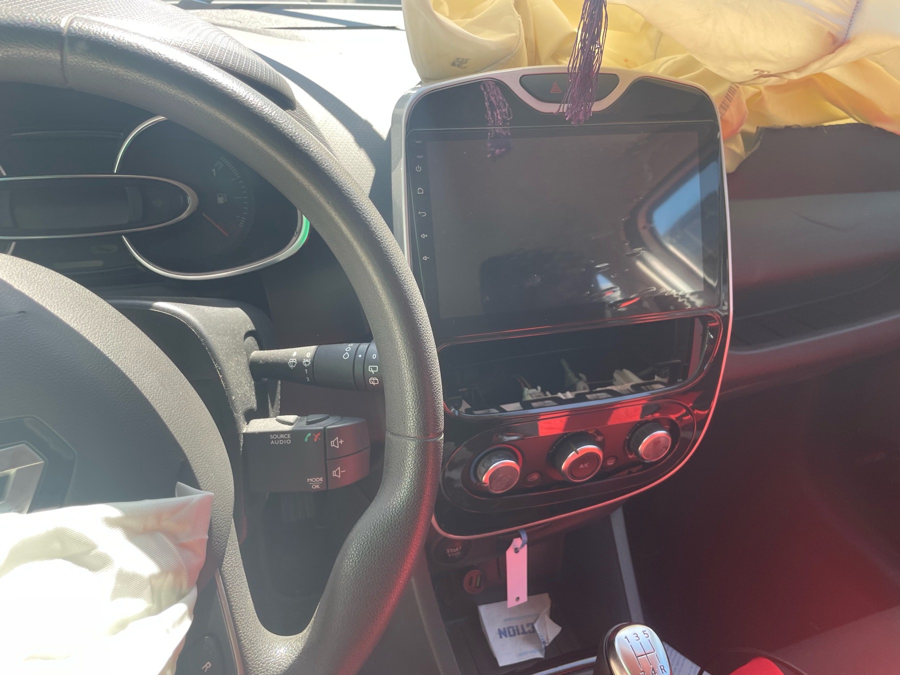 Image RENAULT CLIO 4