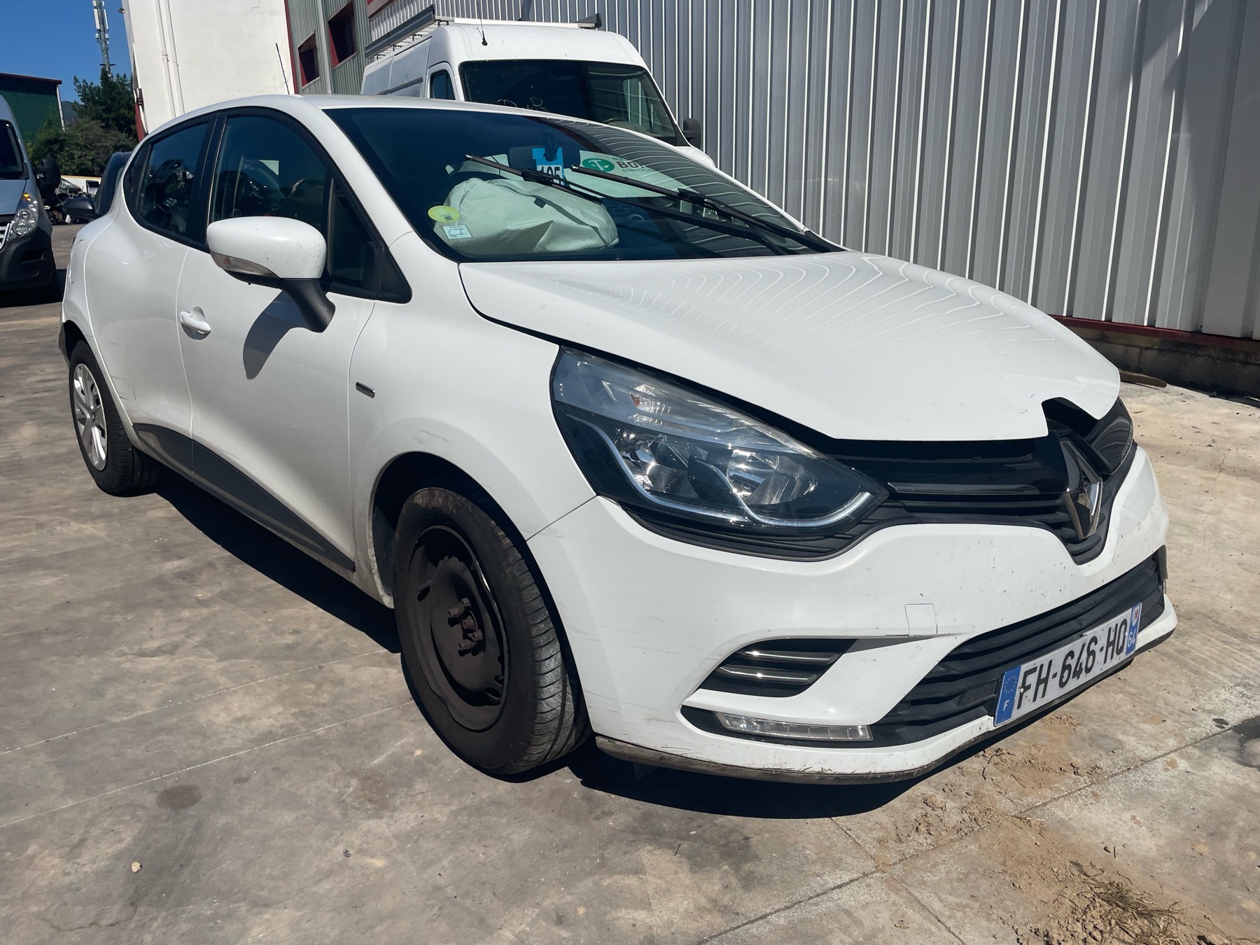 Image RENAULT CLIO 4