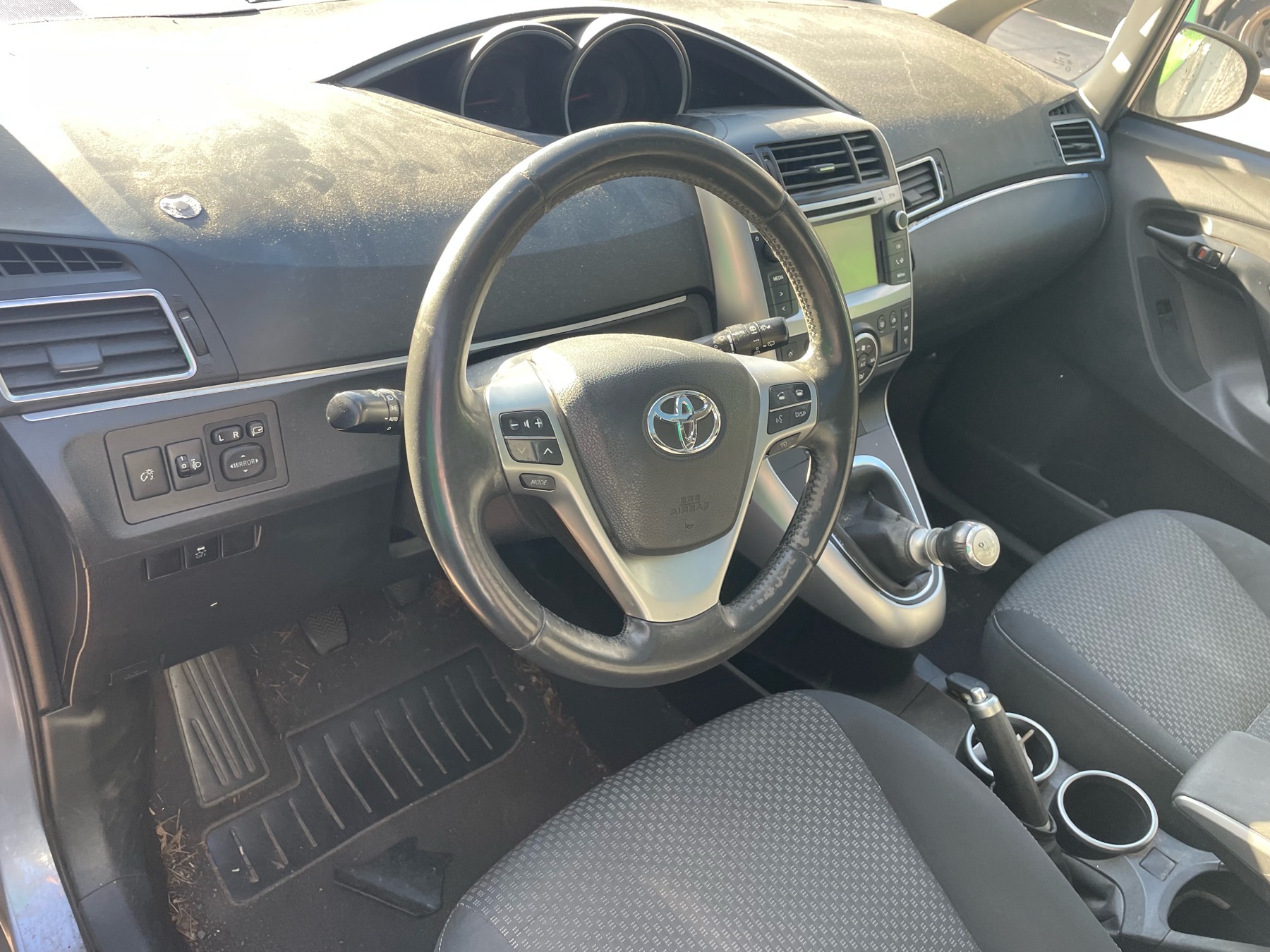 Image TOYOTA VERSO