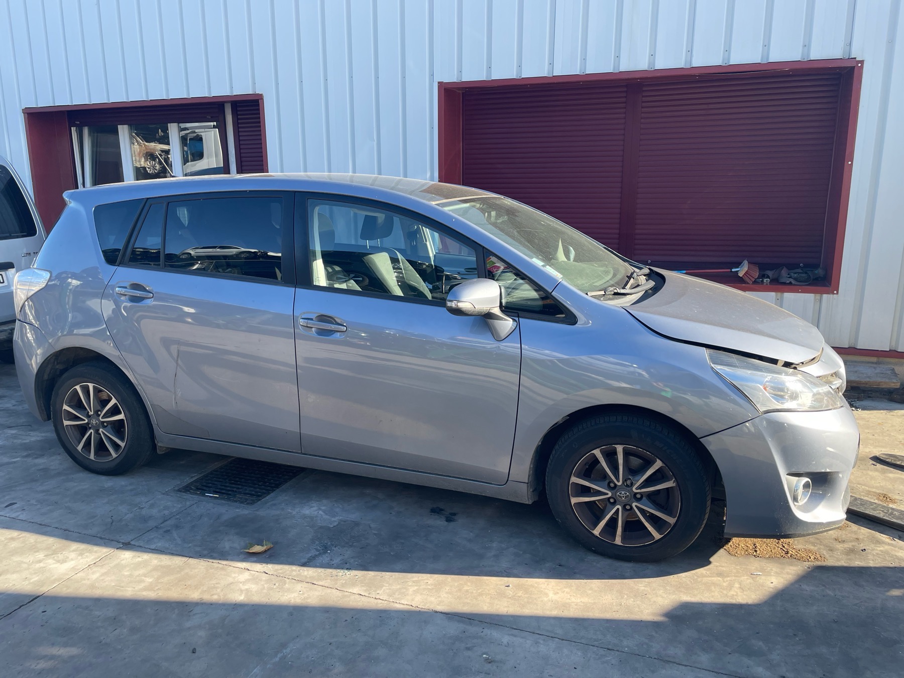 Image TOYOTA VERSO