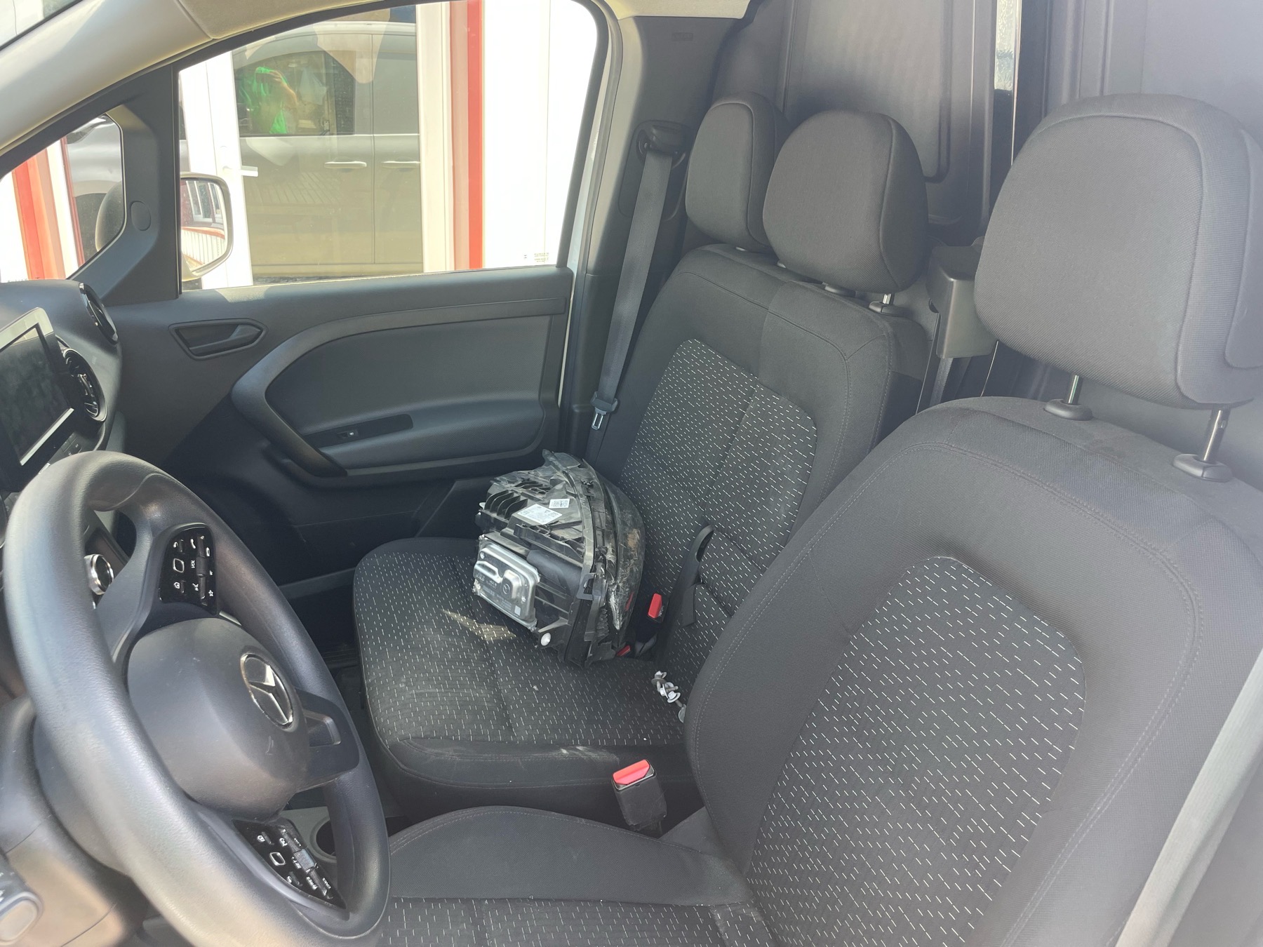 Image MERCEDES CITAN 3 420